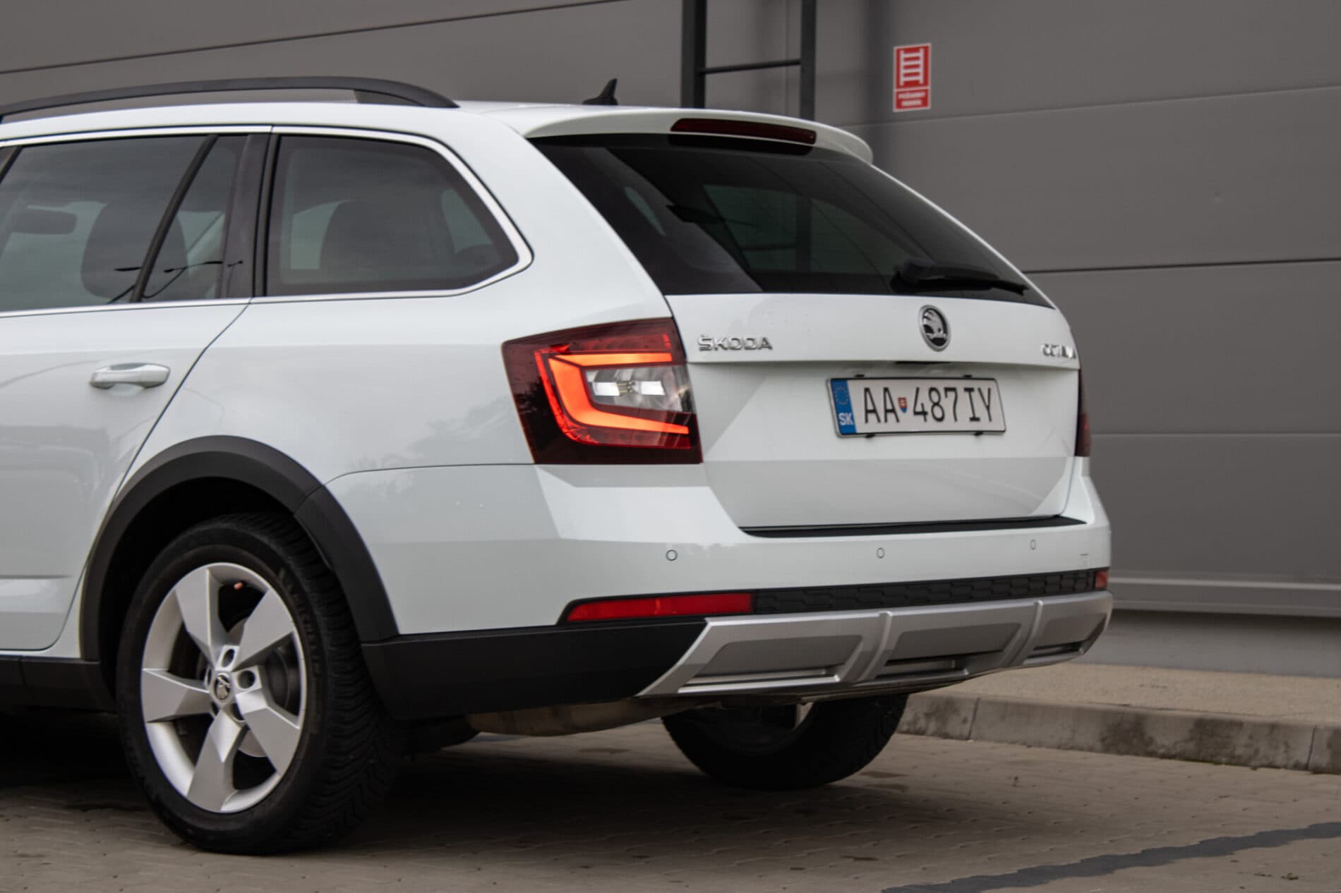 2018 Skoda Octavia RS, biela kombi, 195 000 km