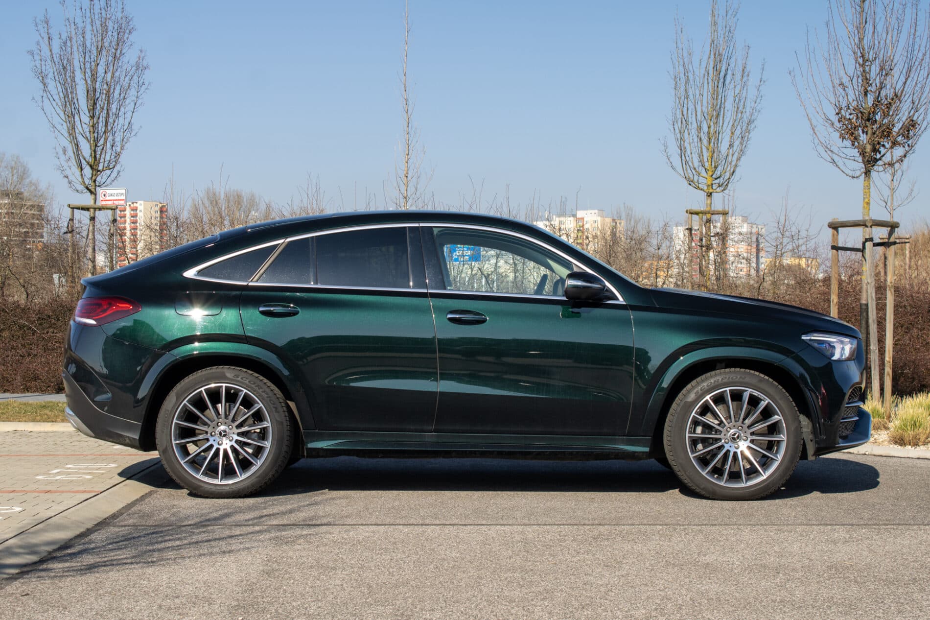 2022 Mercedes-Benz GLE 400d, zelená suv, 44 525 km