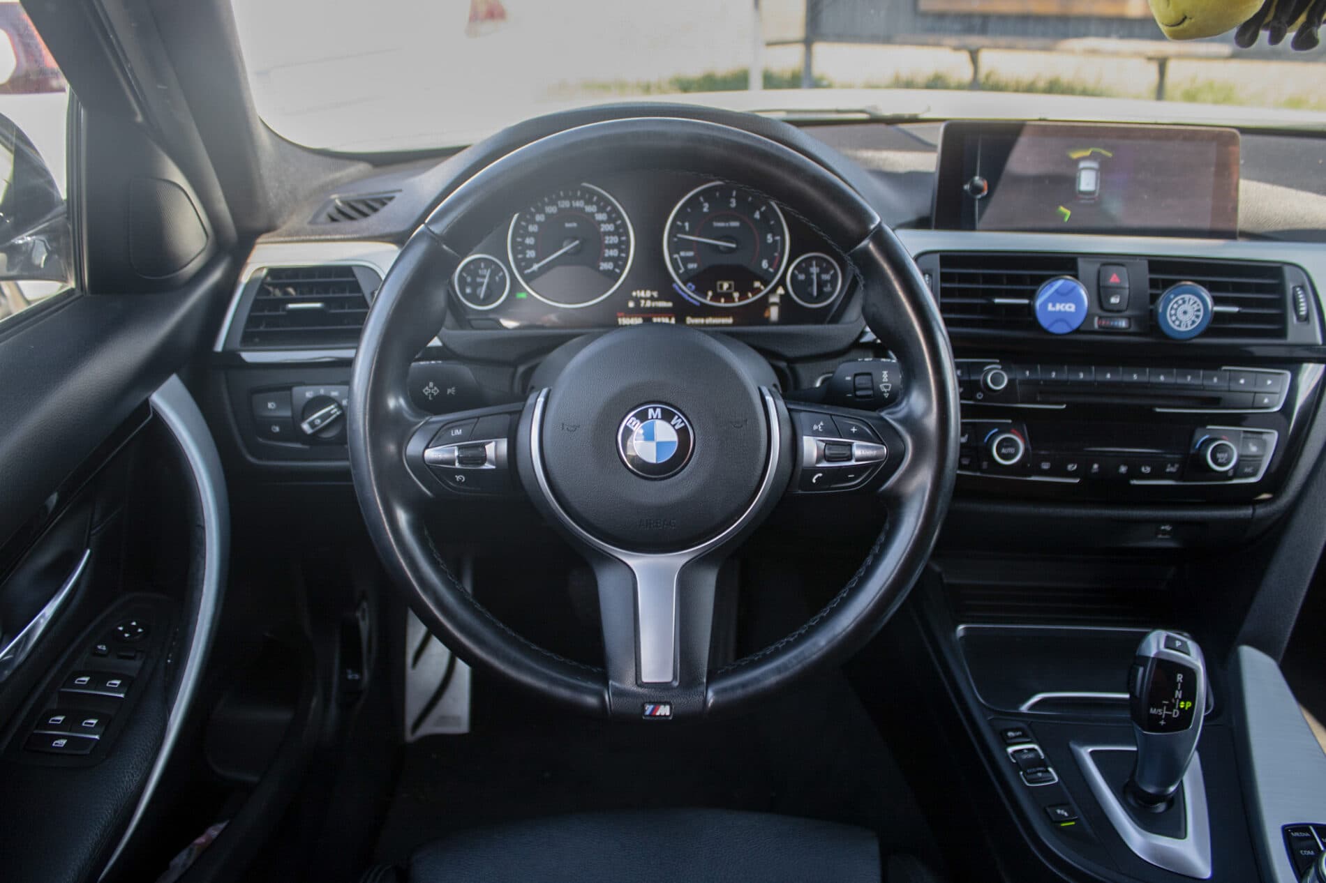 2017 BMW 335d, biela kombi, 150 450 km
