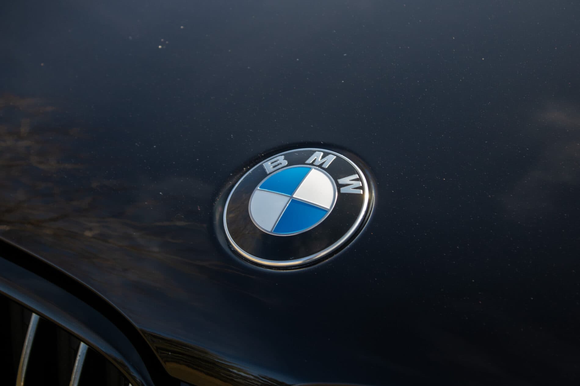 2017 BMW 740d, čierna sedan, 137 000 km