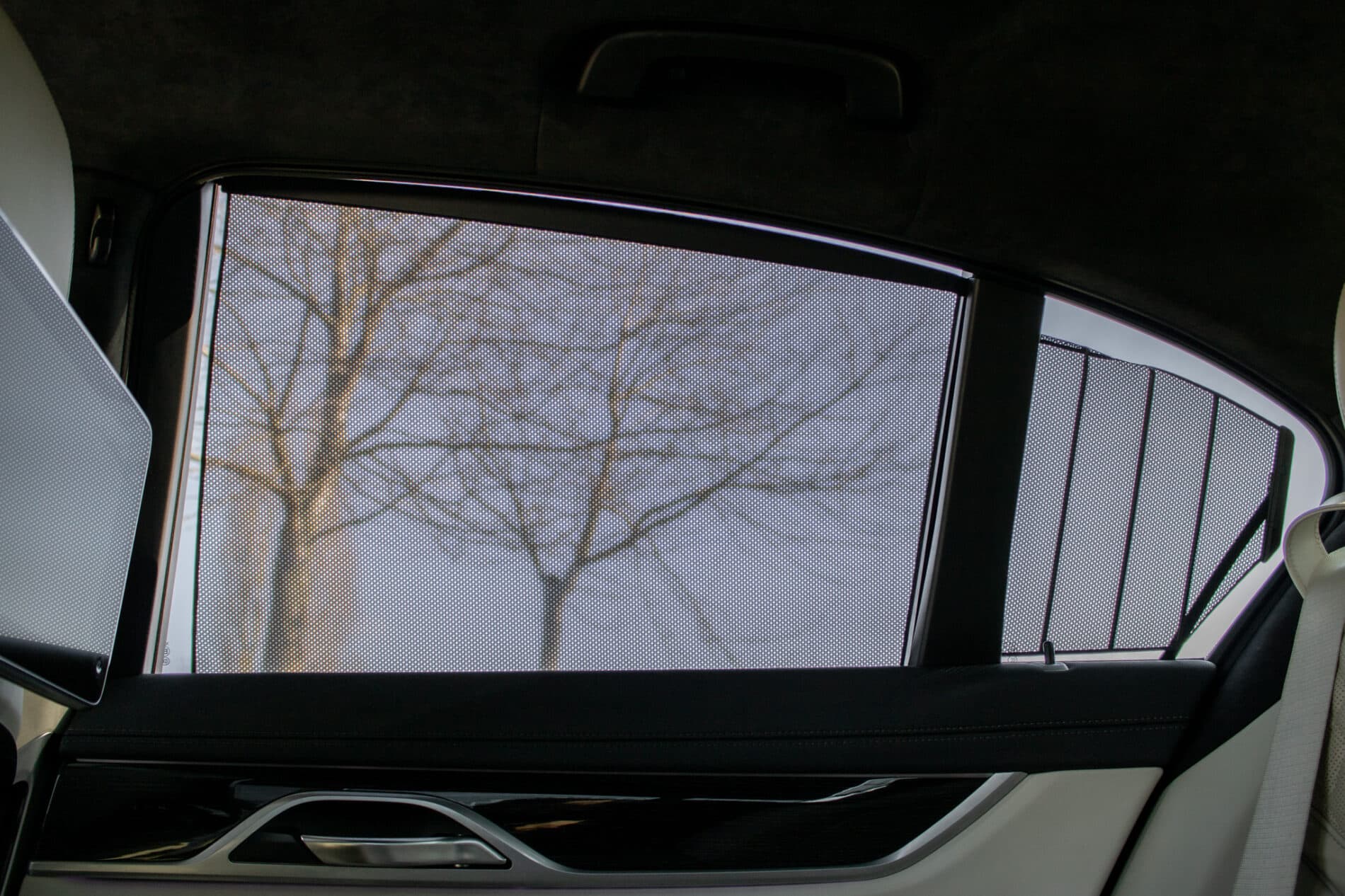 2017 BMW 740d, čierna sedan, 137 000 km