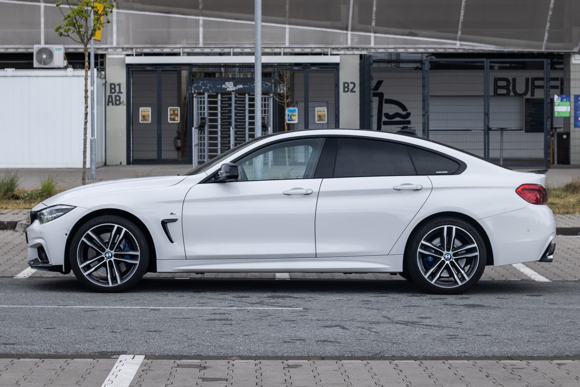 2017 BMW 435d, biela sedan, 160 247 km