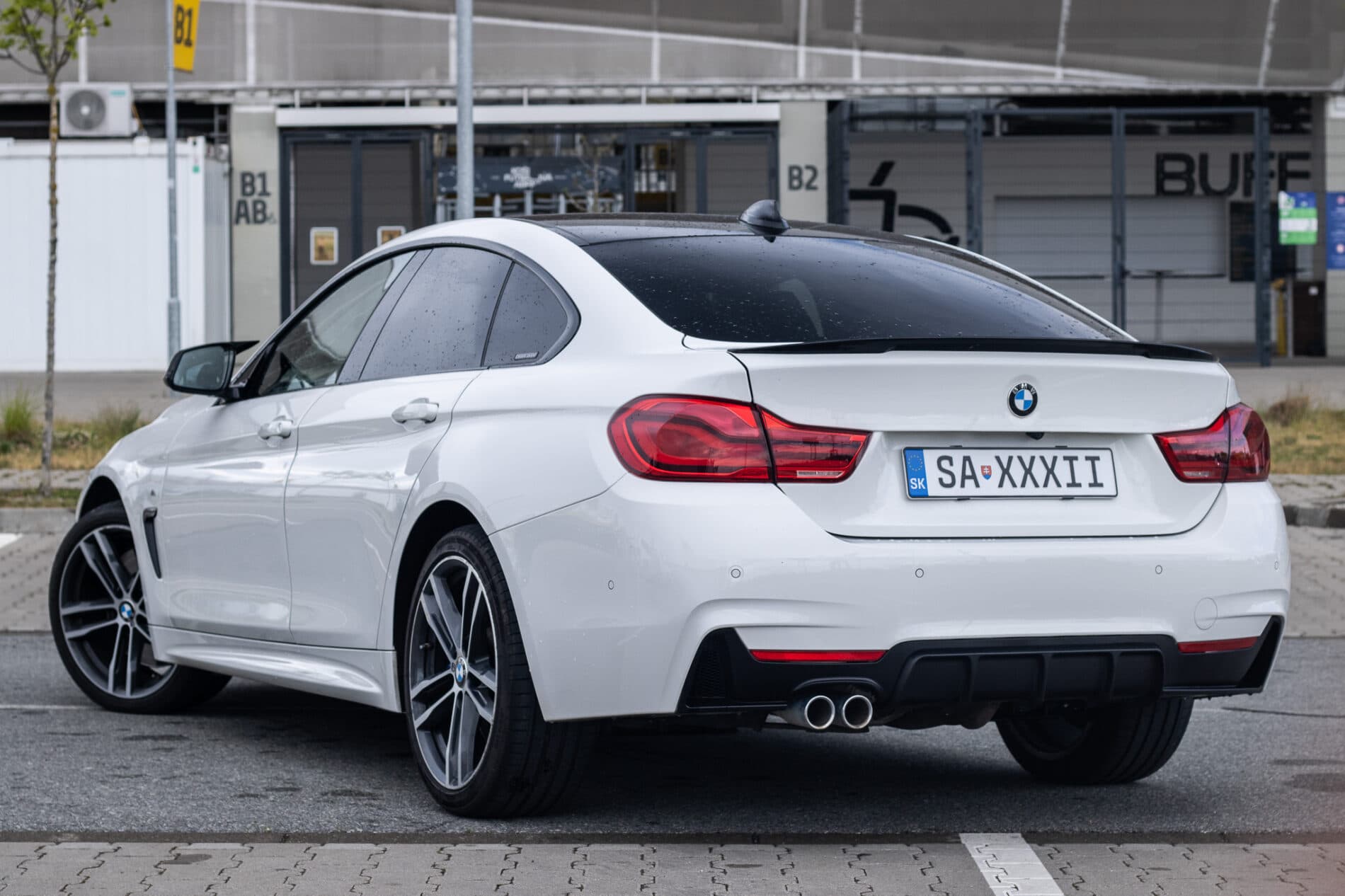 2017 BMW 435d, biela sedan, 160 247 km