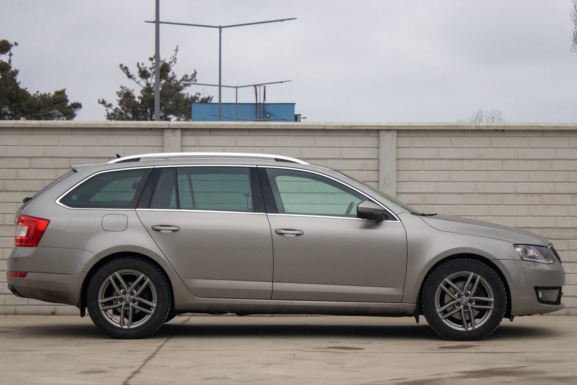 2015 Skoda Octavia RS, hnedá kombi, 205 479 km