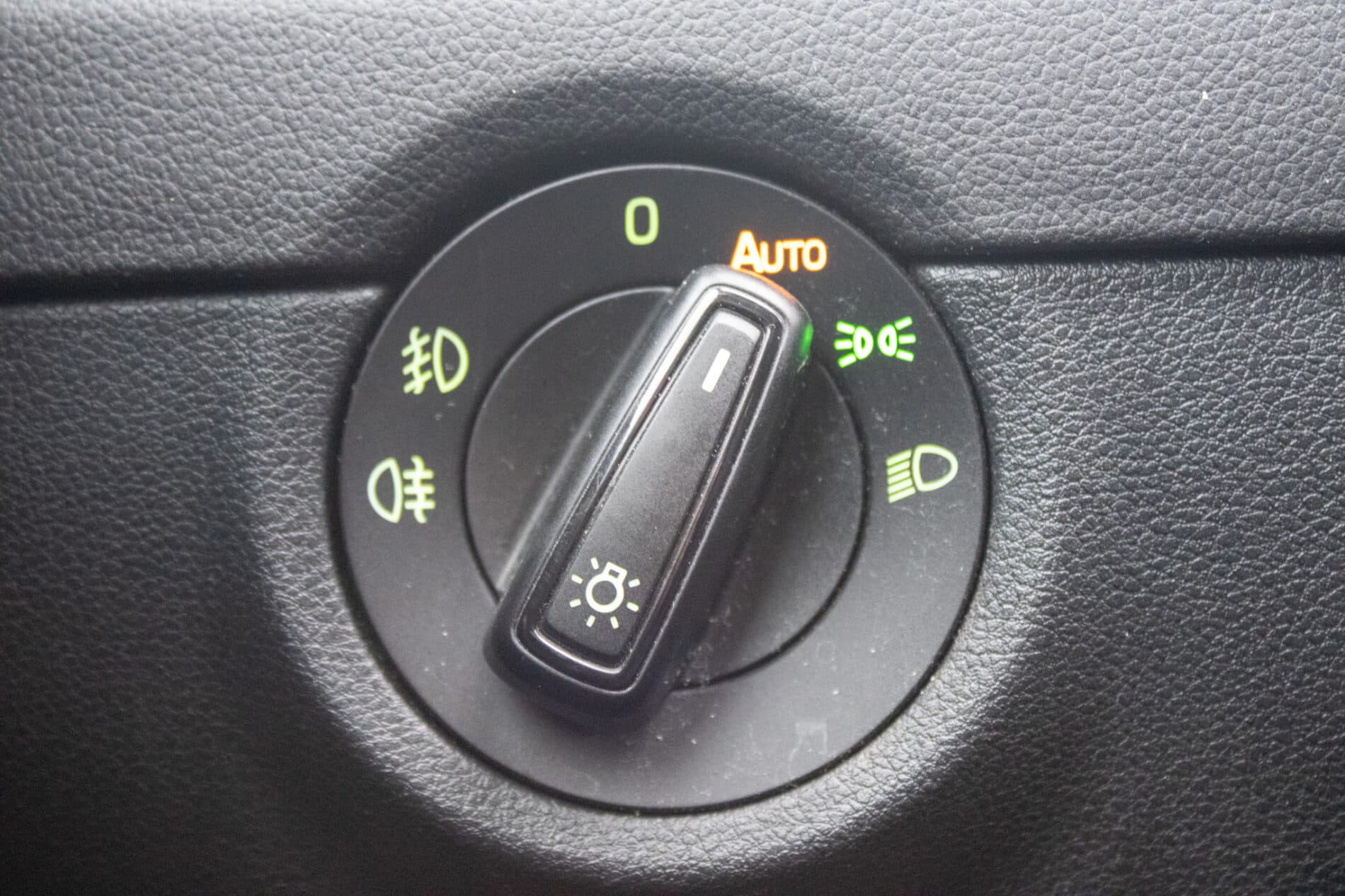 2015 Skoda Octavia RS, hnedá kombi, 205 479 km
