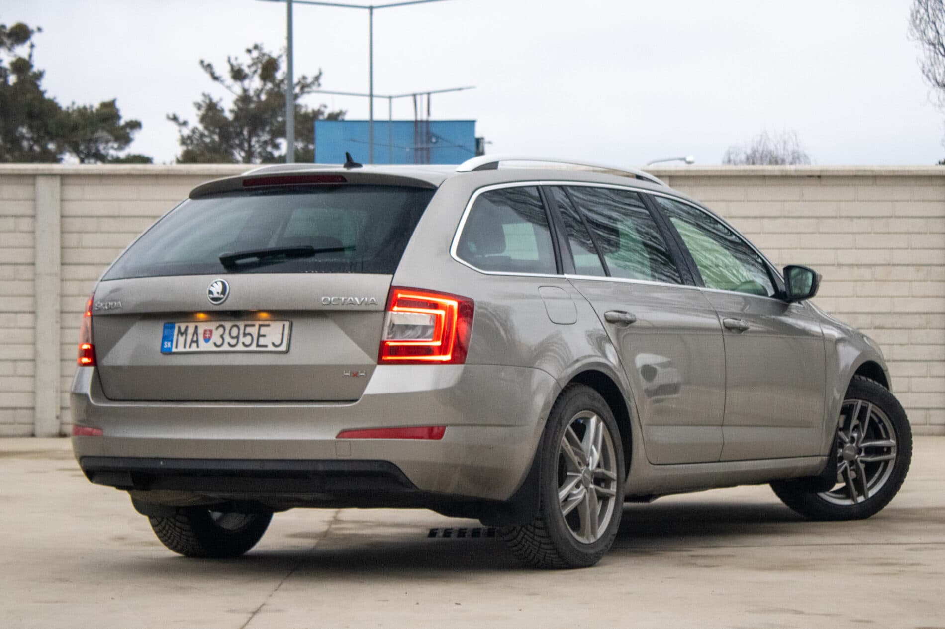 2015 Skoda Octavia RS, hnedá kombi, 205 479 km