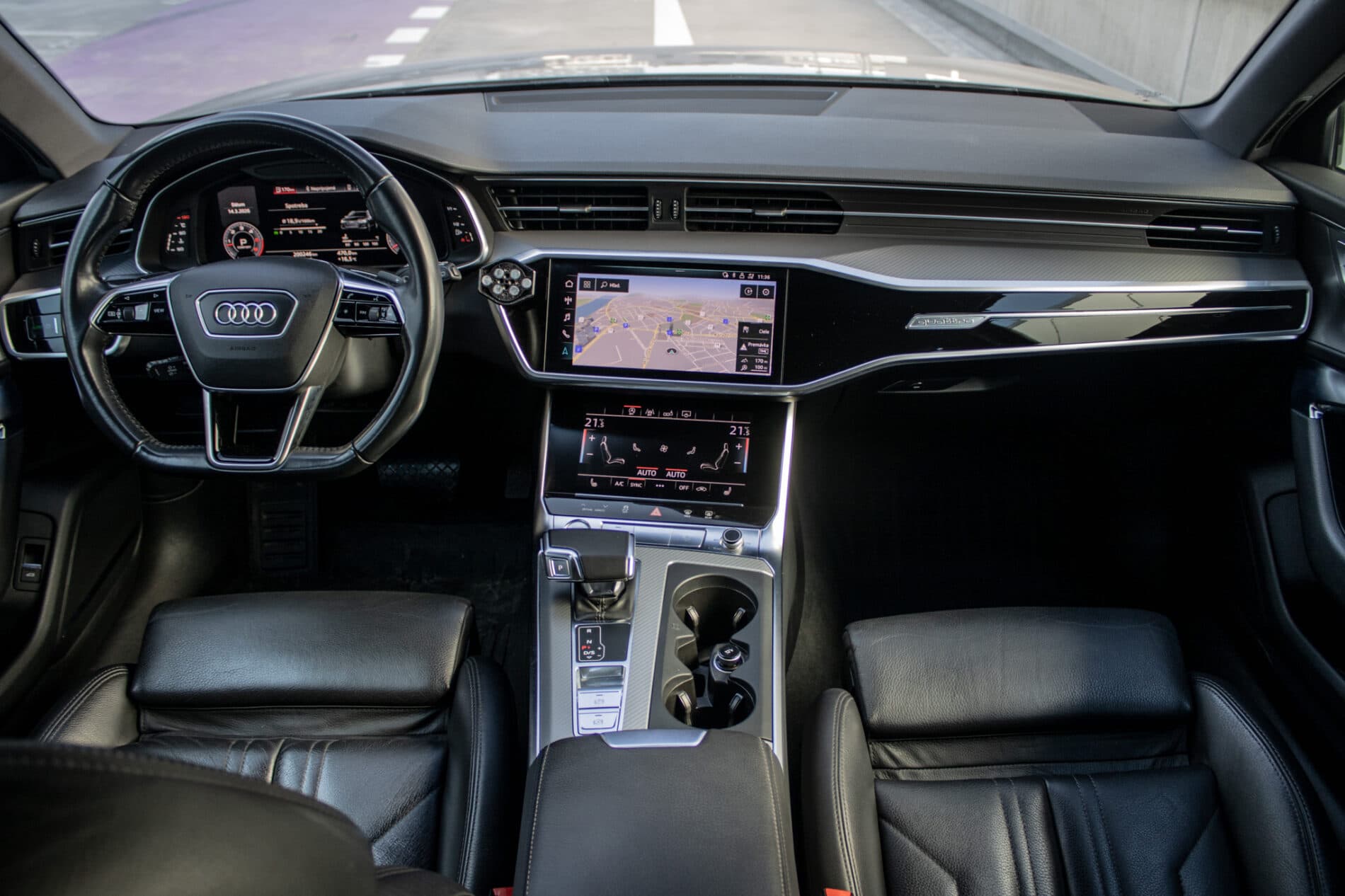 2018 AUDI A6, sivá kombi, 200 246 km