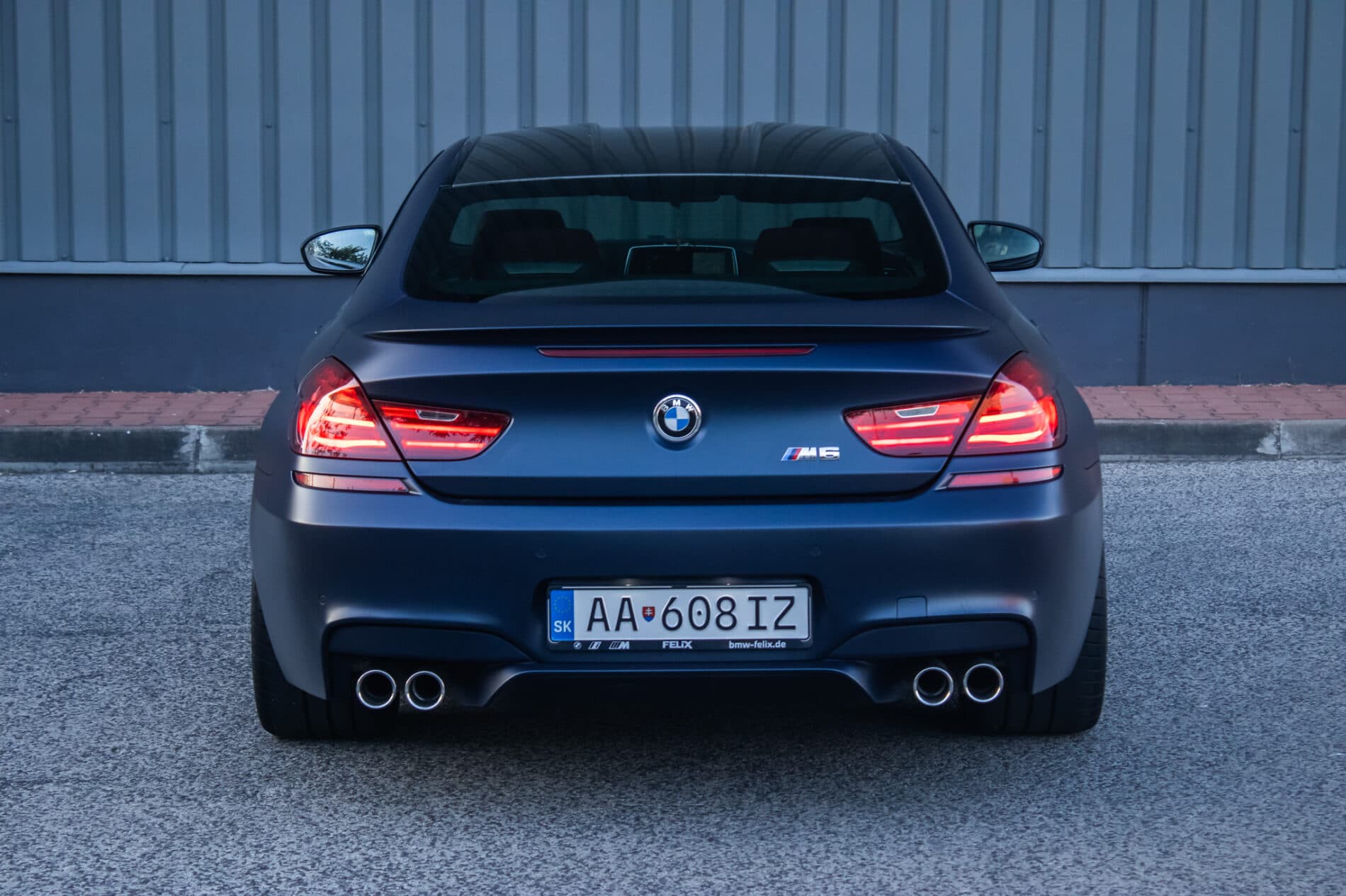 2013 BMW M6, modrá kupé, 57 095 km