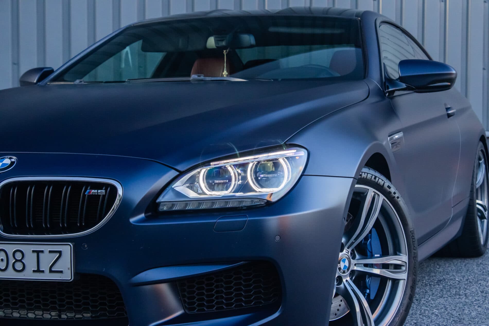 2013 BMW M6, modrá kupé, 57 095 km