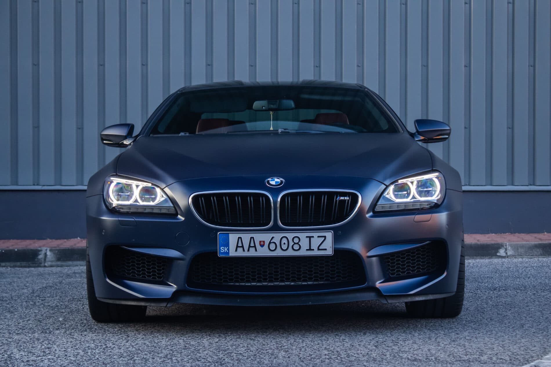 2013 BMW M6, modrá kupé, 57 095 km