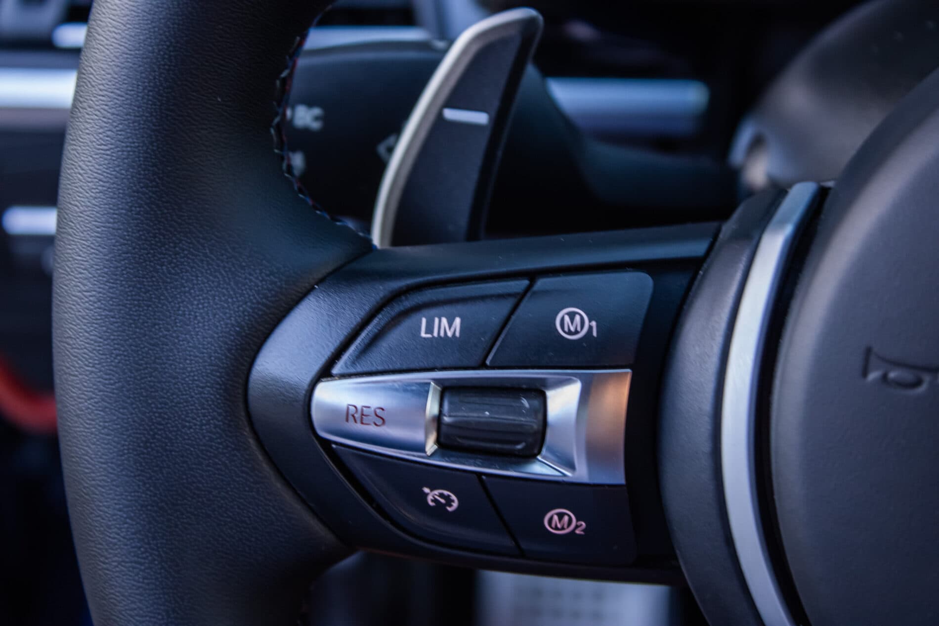 2013 BMW M6, modrá kupé, 57 095 km