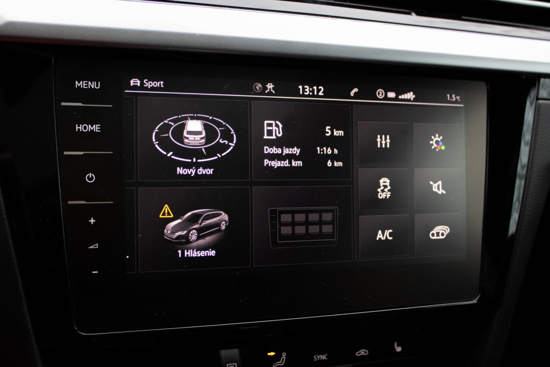 2022 Volkswagen Arteon R, čierna kombi, 40 950 km