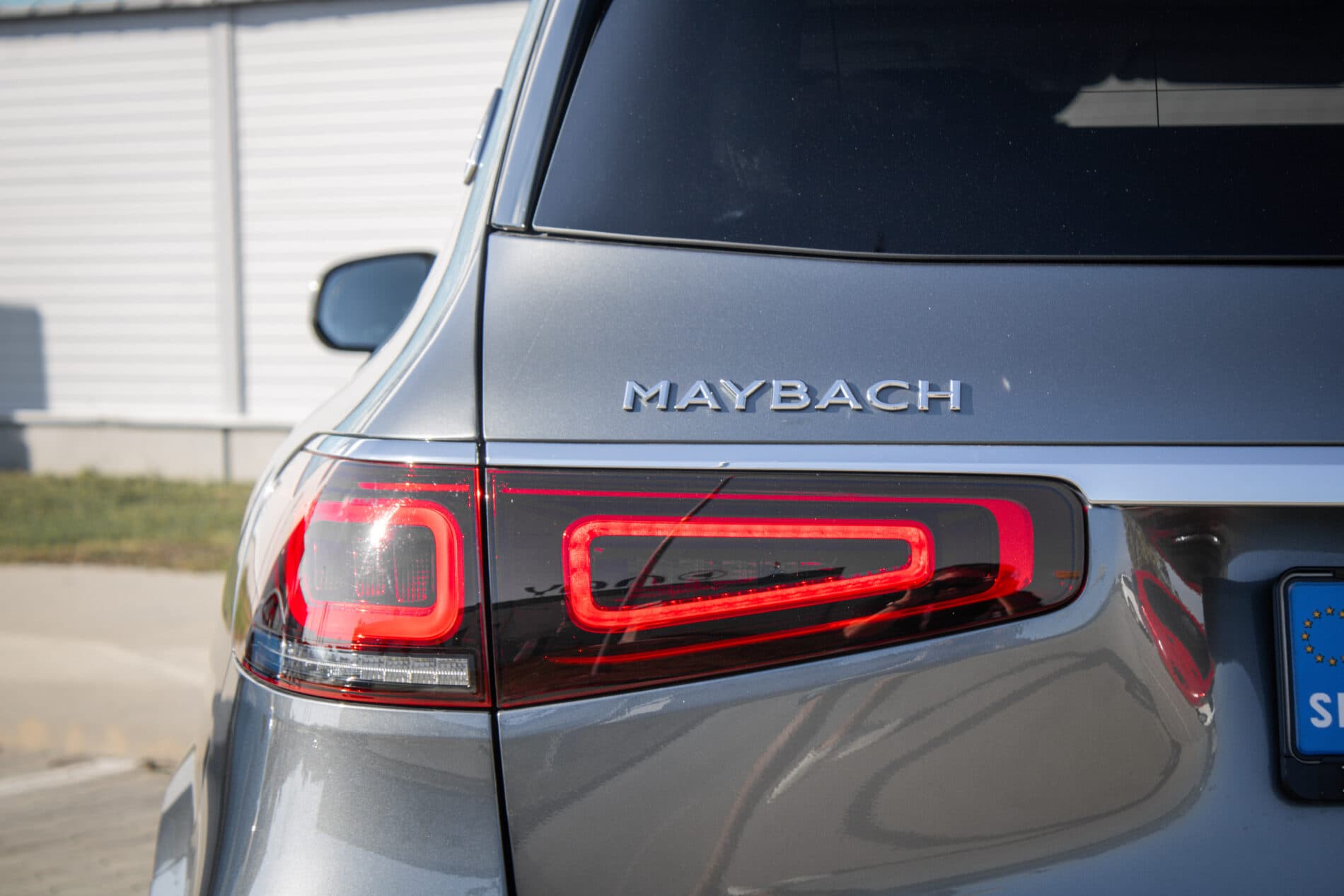 2022 Mercedes-Benz GLS Maybach, sivá suv, 42 000 km