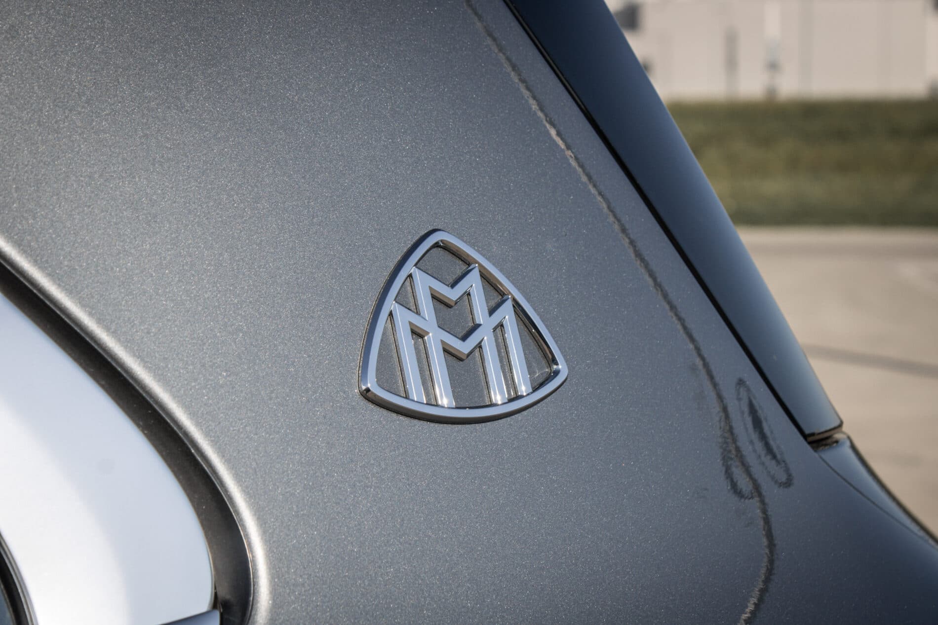 2022 Mercedes-Benz GLS Maybach, sivá suv, 42 000 km