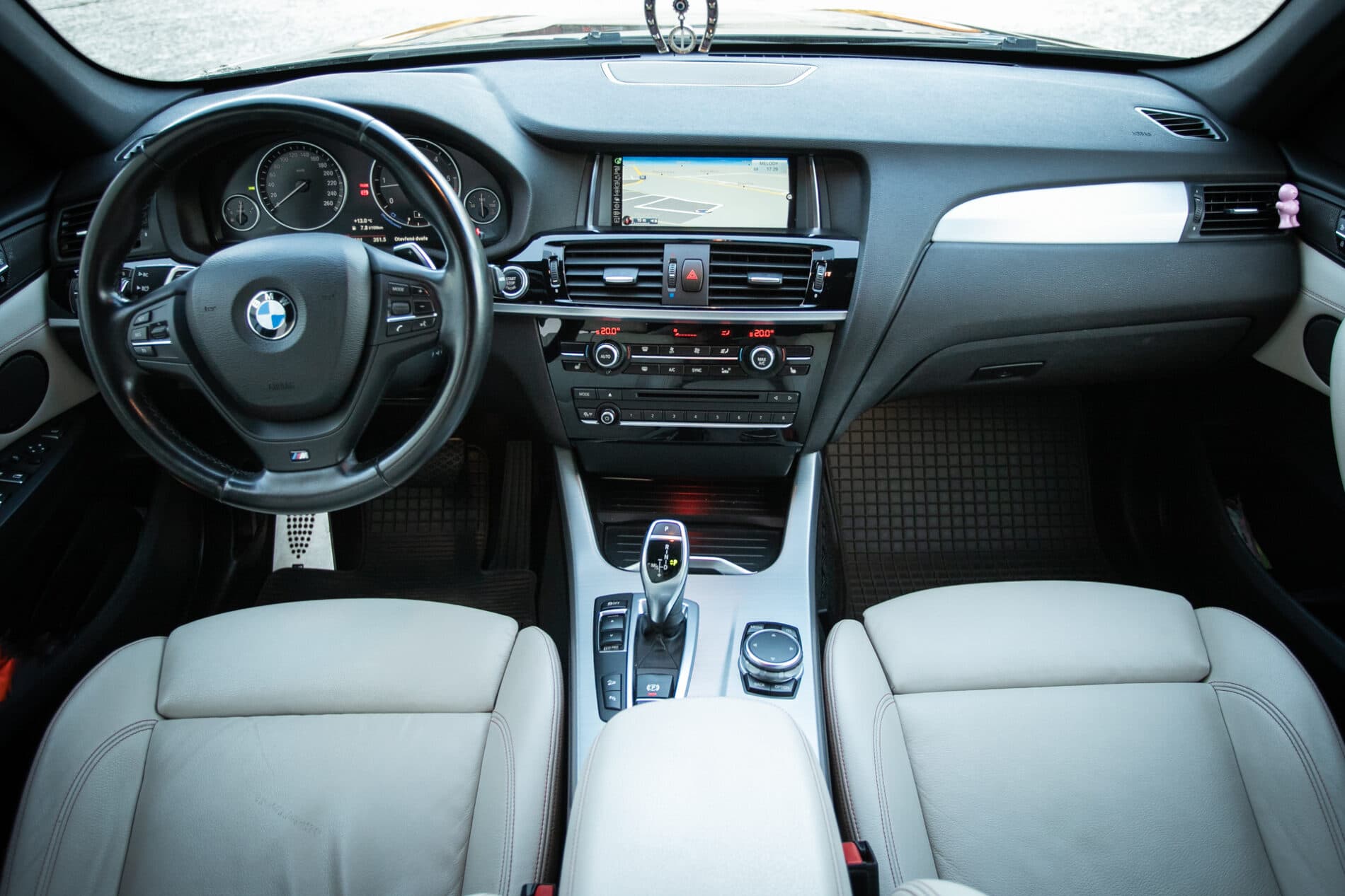 2015 BMW X3 35d, čierna suv, 100 501 km