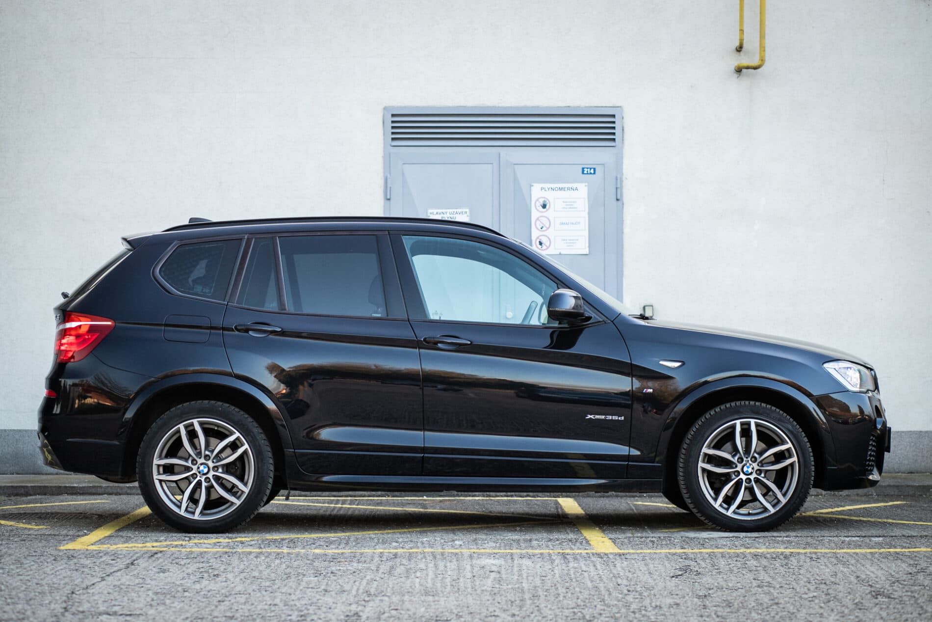 2015 BMW X3 35d, čierna suv, 100 501 km