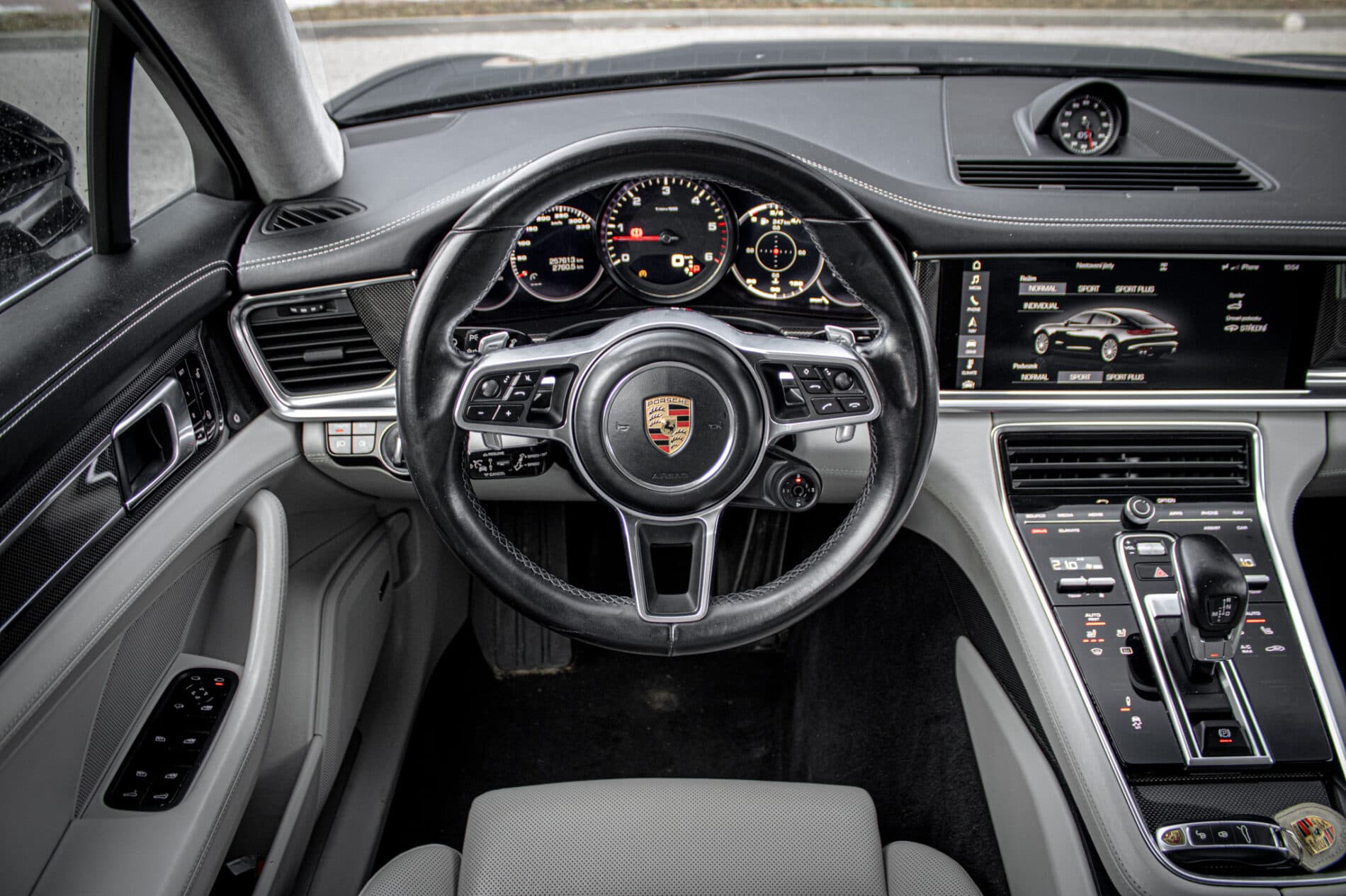 2016 Porsche Panamera 4S Diesel, čierna, 257 613 km