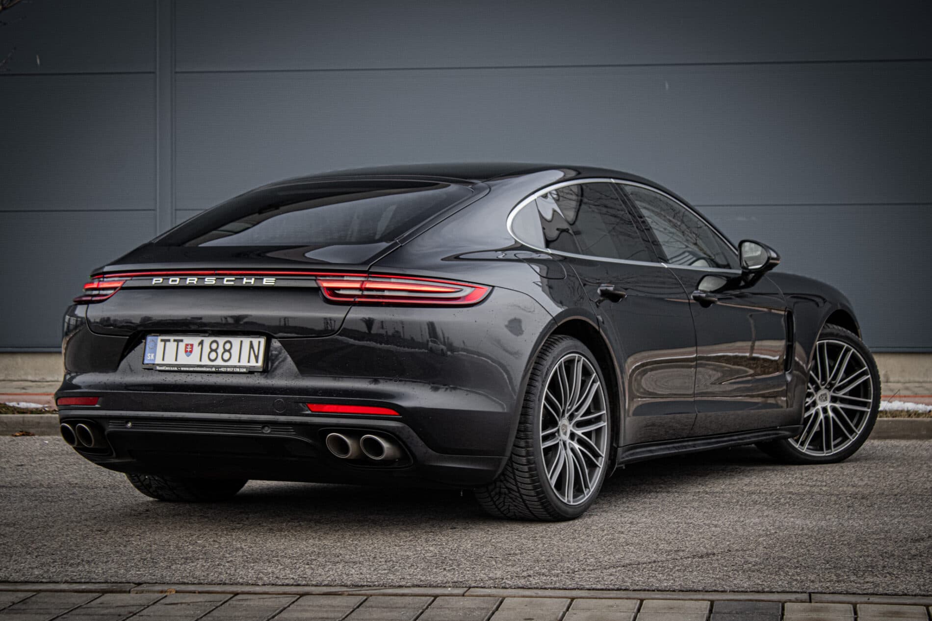 2016 Porsche Panamera 4S Diesel, čierna, 257 613 km