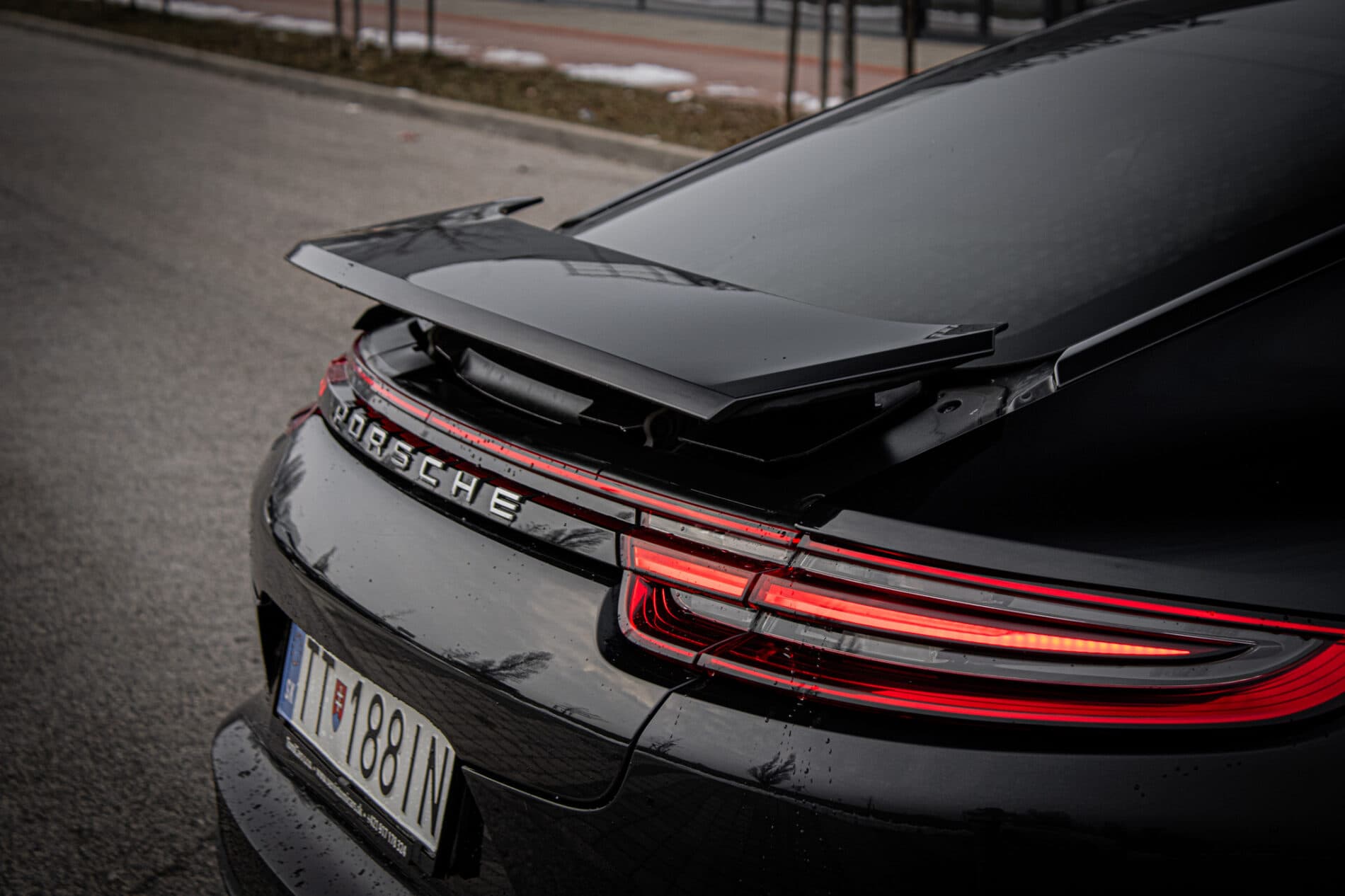 2016 Porsche Panamera 4S Diesel, čierna, 257 613 km