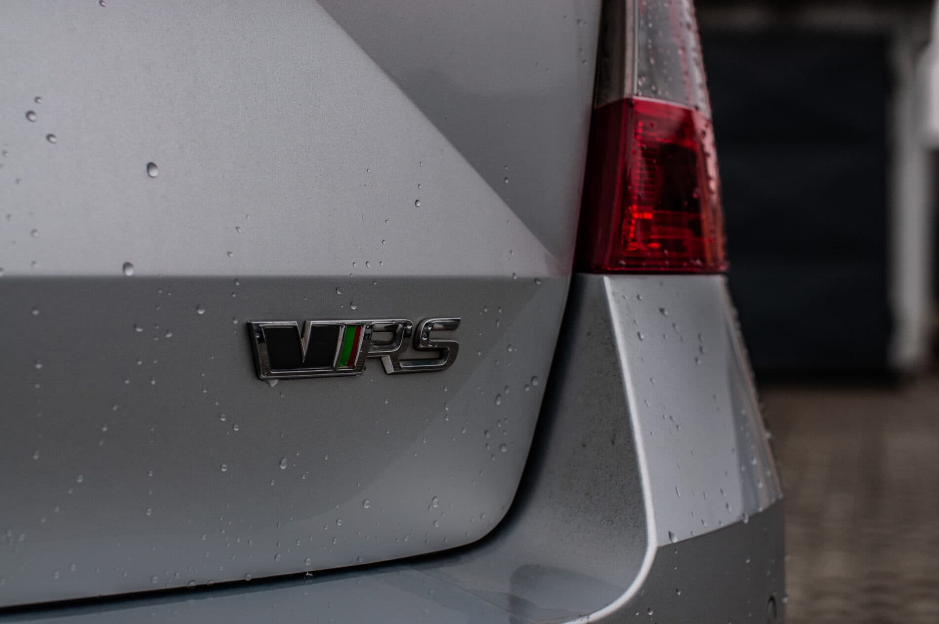 2015 Skoda Octavia RS, strieborná kombi, 240 701 km
