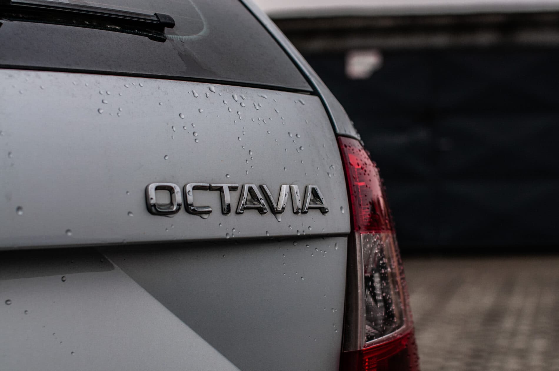 2015 Skoda Octavia RS, strieborná kombi, 240 701 km