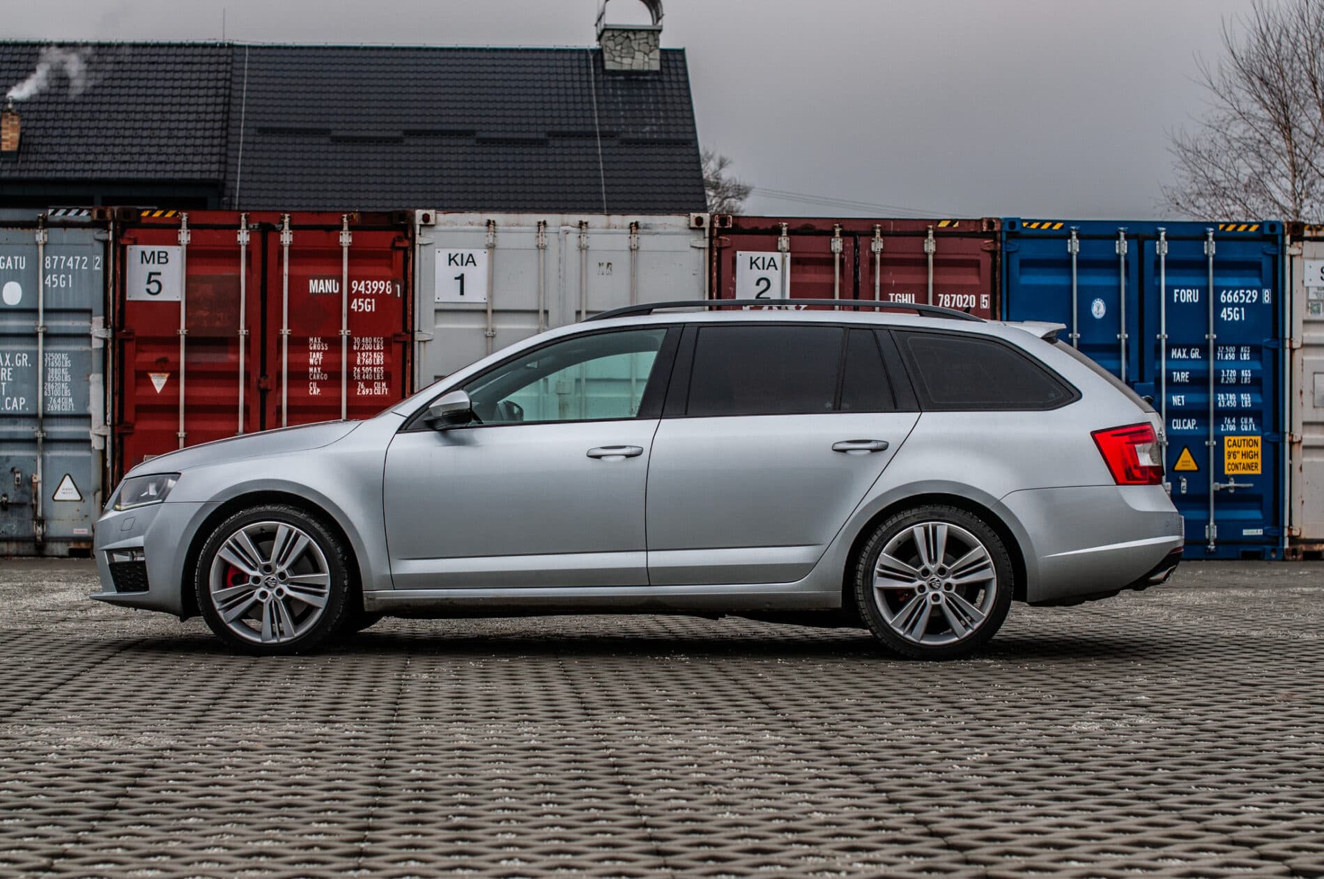 2015 Skoda Octavia RS, strieborná kombi, 240 701 km