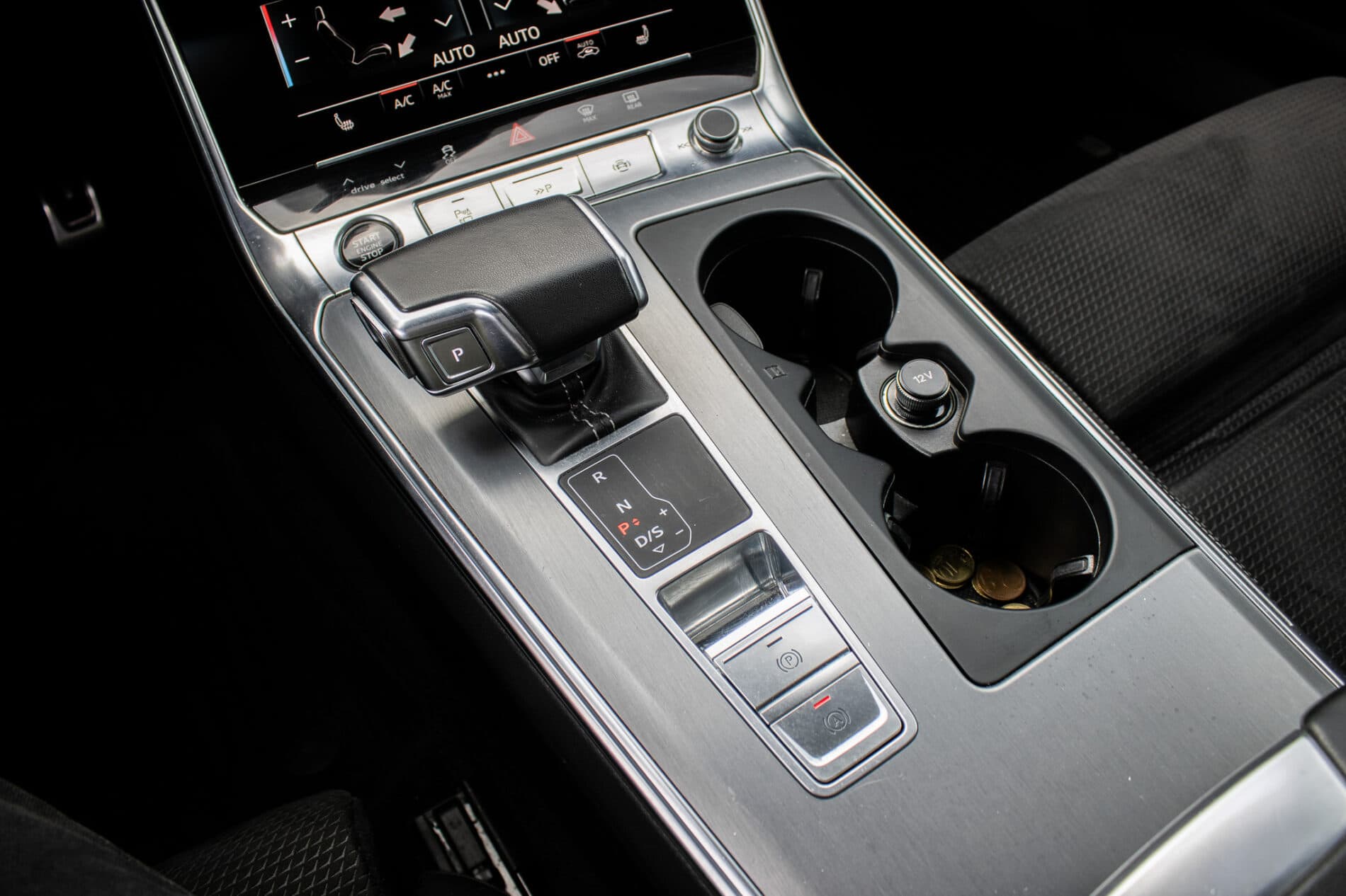 2020 AUDI A6, sivá kombi, 112 831 km