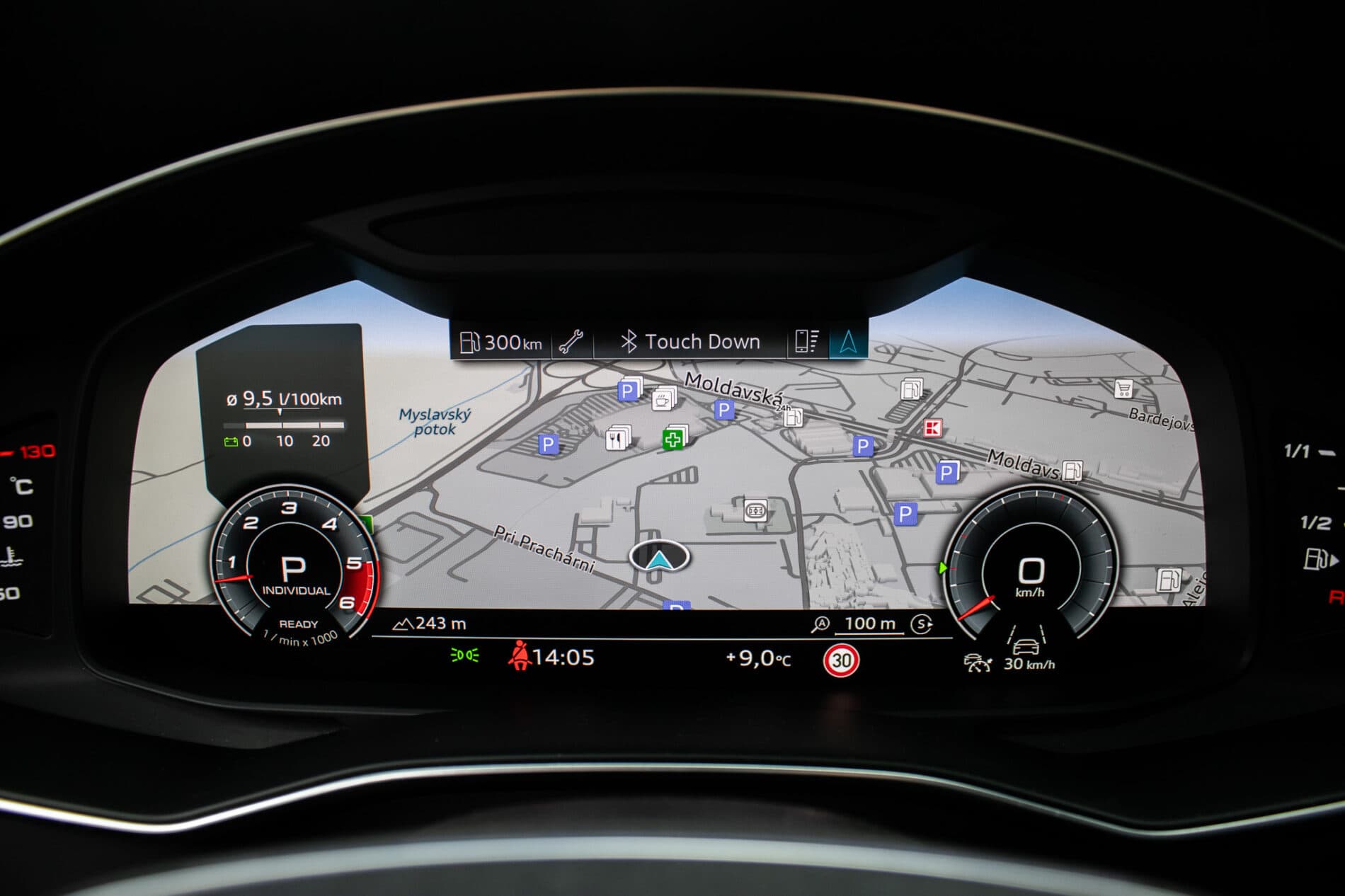 2020 AUDI A6, sivá kombi, 112 831 km