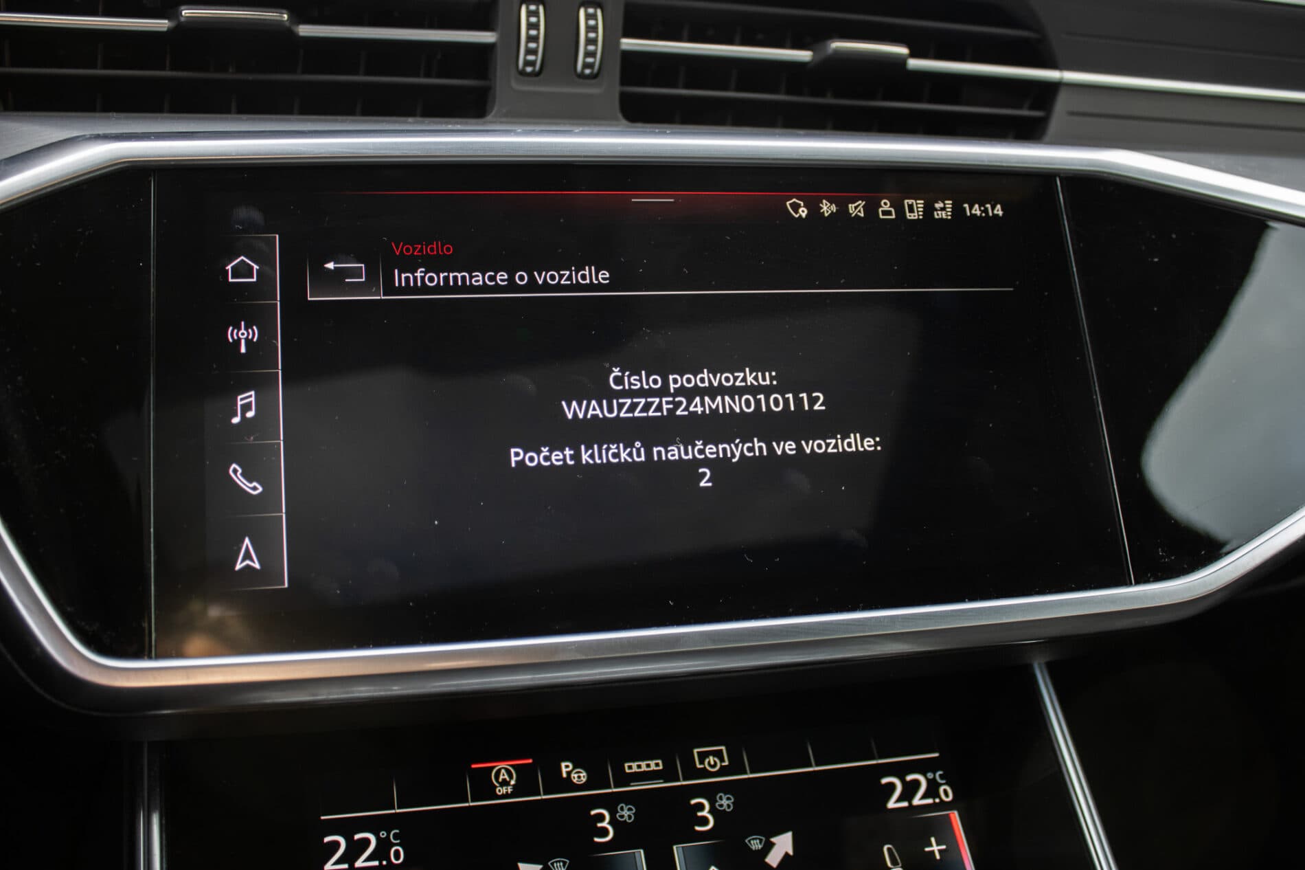 2020 AUDI A6, sivá kombi, 112 831 km