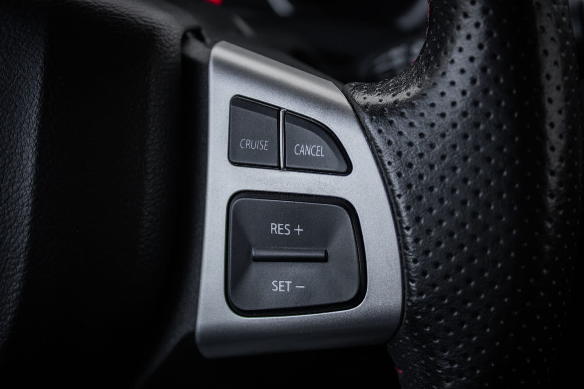 2015 Suzuki Swift Sport, žltá hatchback, 151 044 km
