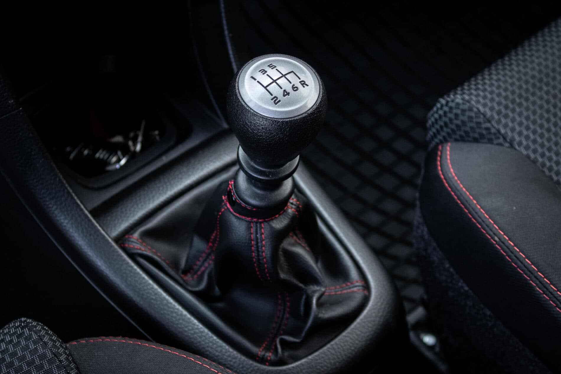 2015 Suzuki Swift Sport, žltá hatchback, 151 044 km