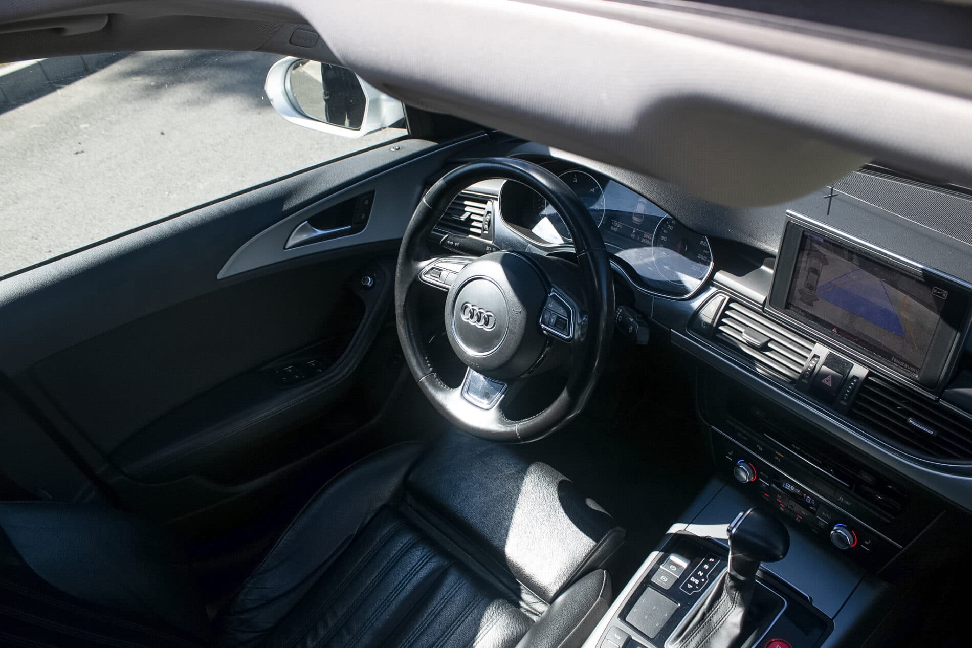 2012 AUDI A6, sivá sedan, 257 048 km