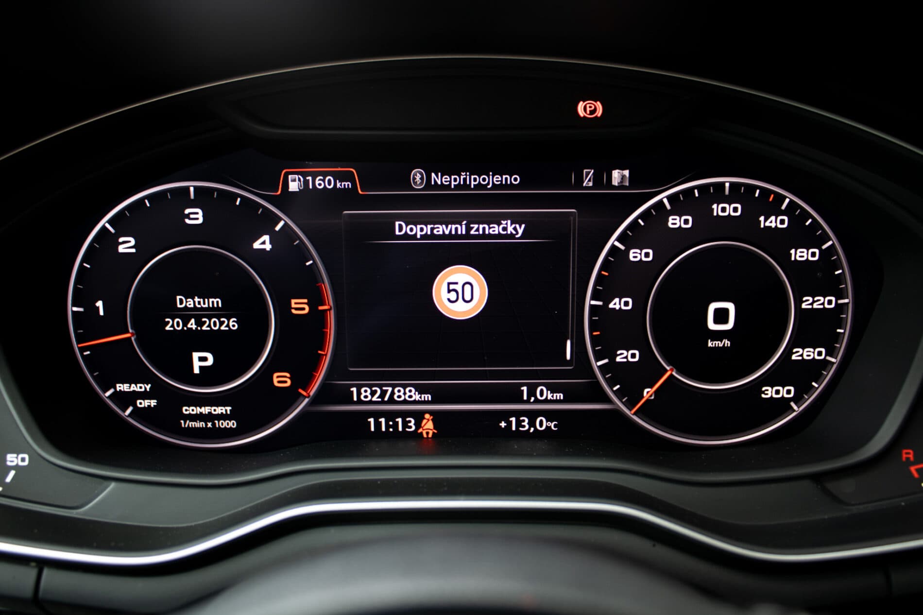2018 AUDI A4, sivá kombi, 182 788 km