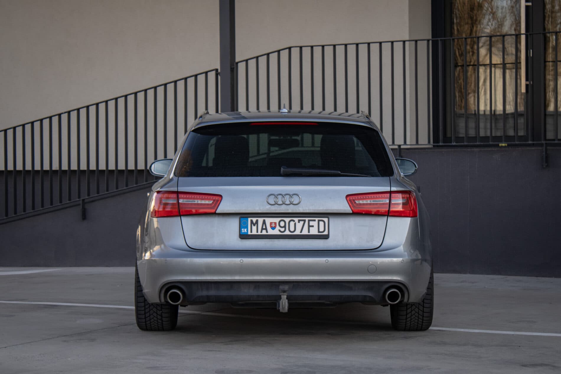 2011 AUDI A6, sivá kombi, 309 675 km