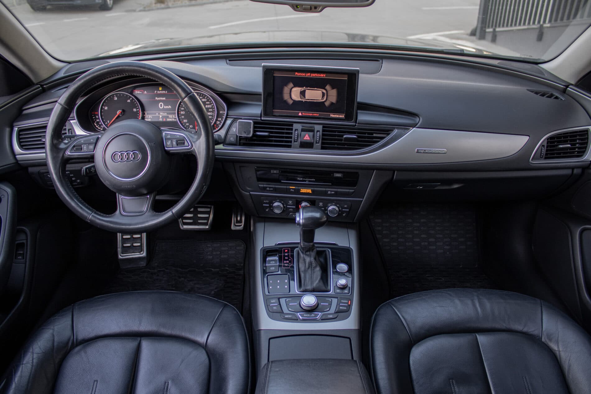2011 AUDI A6, sivá kombi, 309 675 km