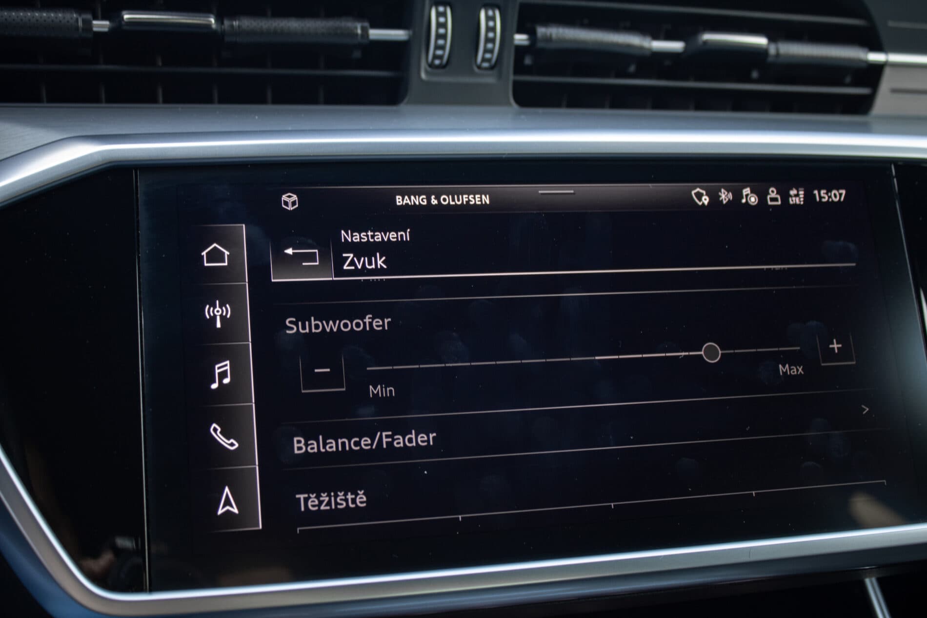 2021 AUDI S6, modrá sedan, 99 467 km