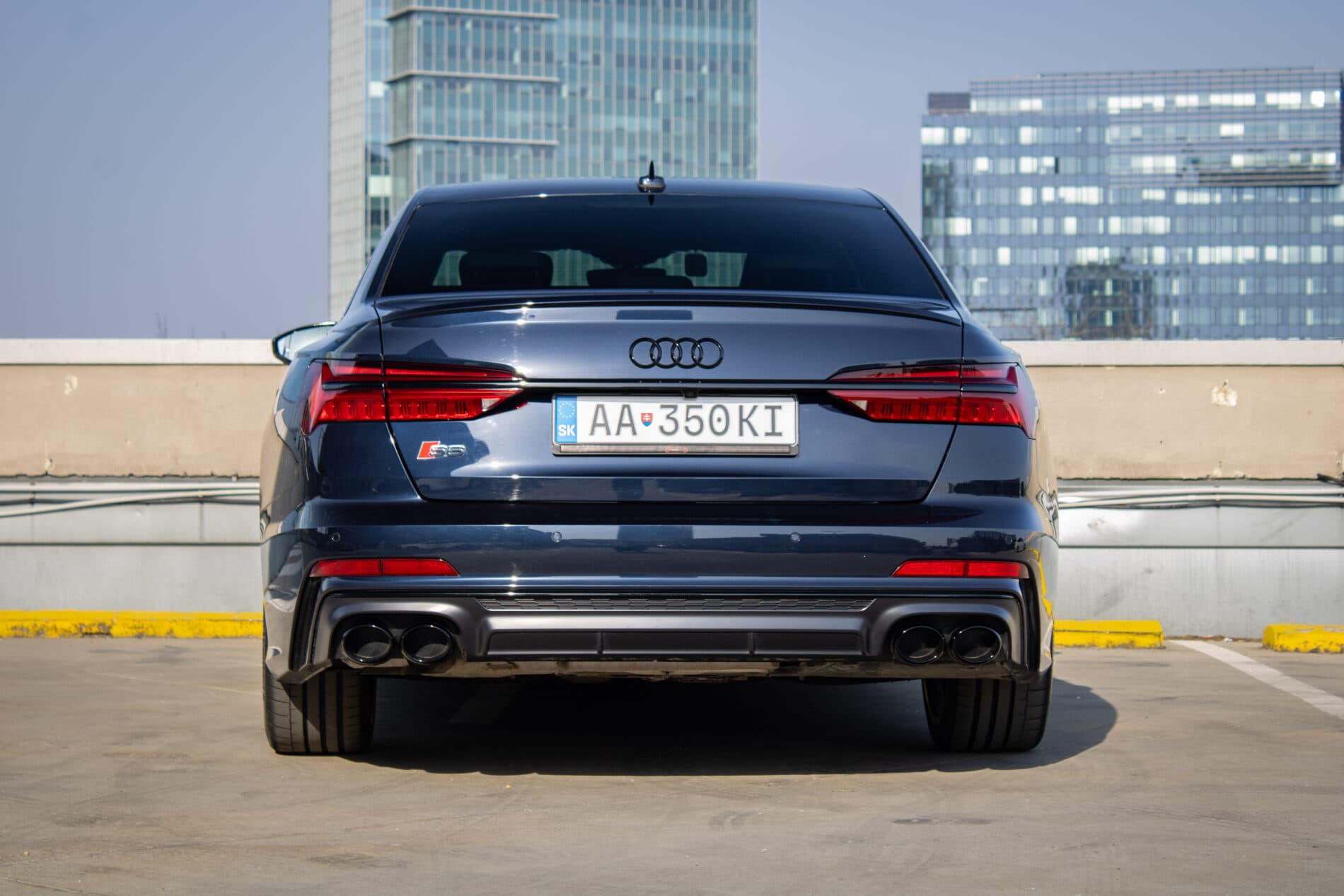 2021 AUDI S6, modrá sedan, 99 467 km