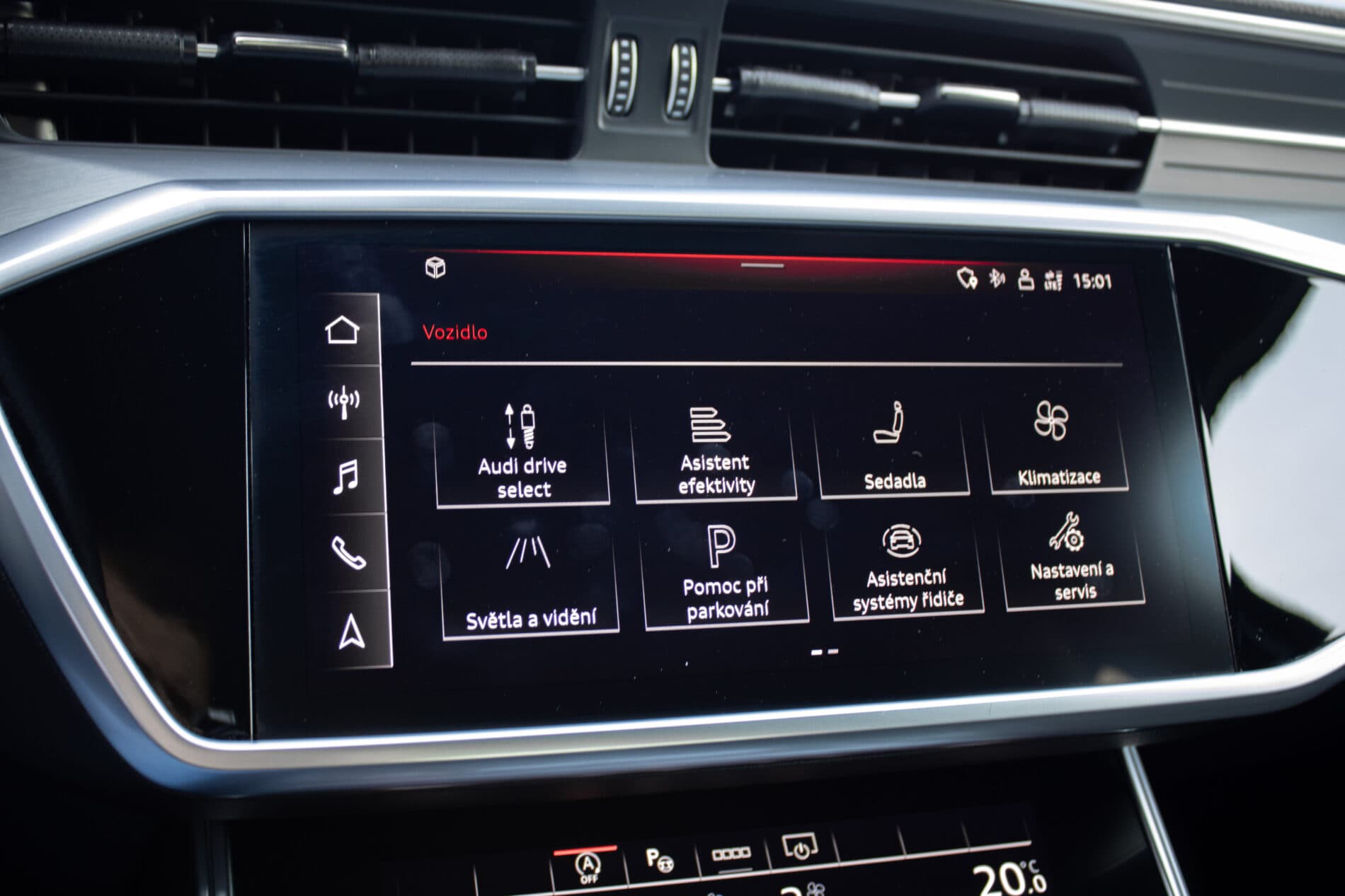 2021 AUDI S6, modrá sedan, 99 467 km