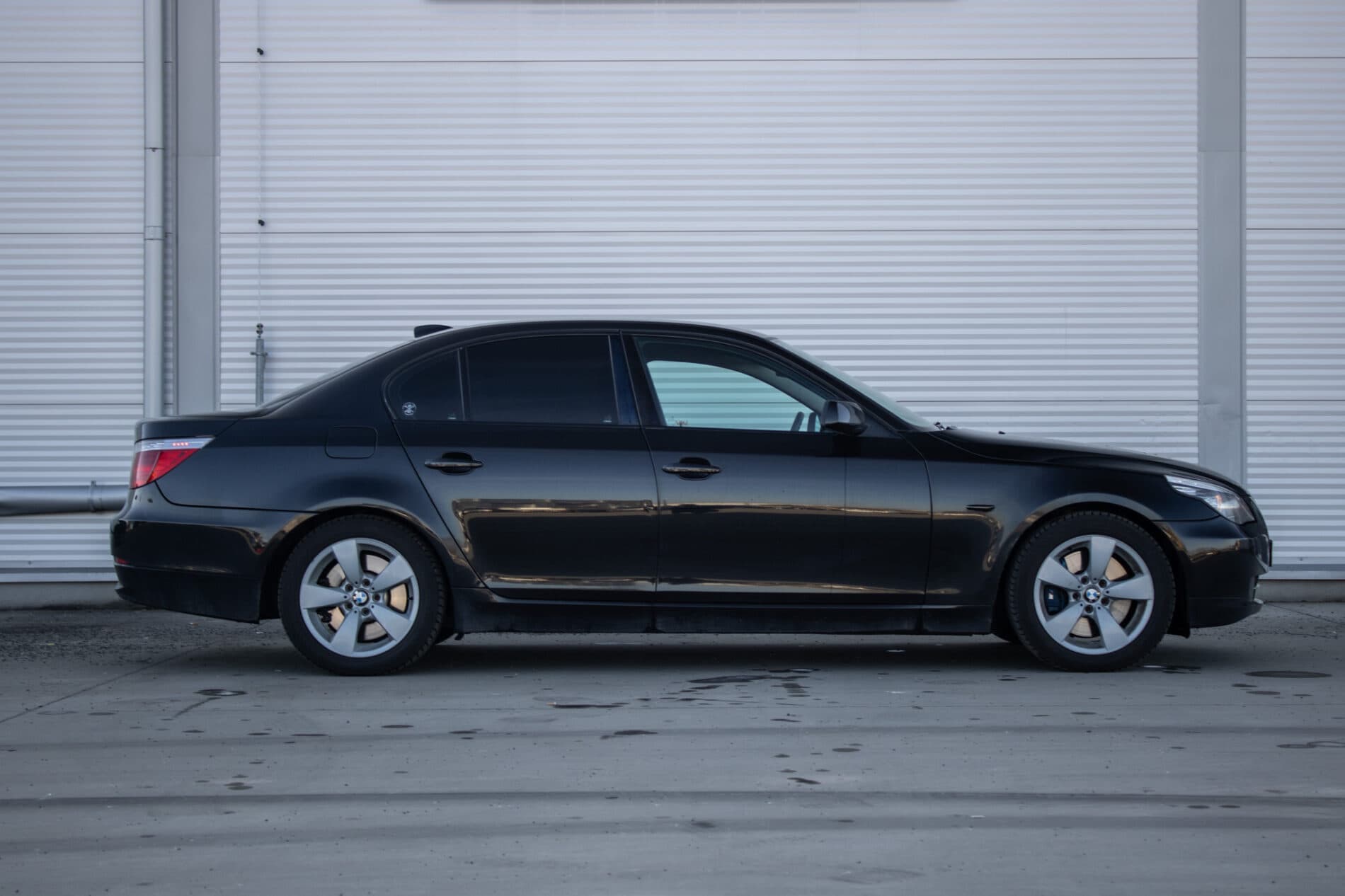 2008 BMW 535d, čierna sedan, 454 382 km