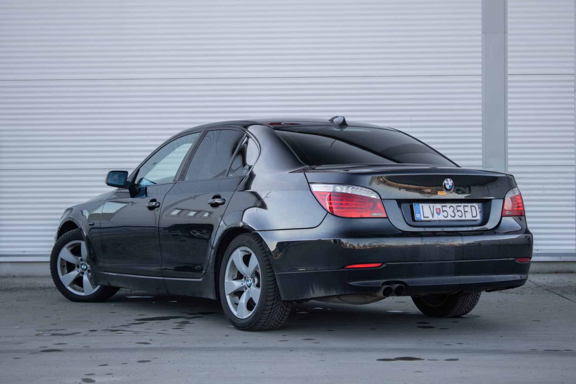 2008 BMW 535d, čierna sedan, 454 382 km