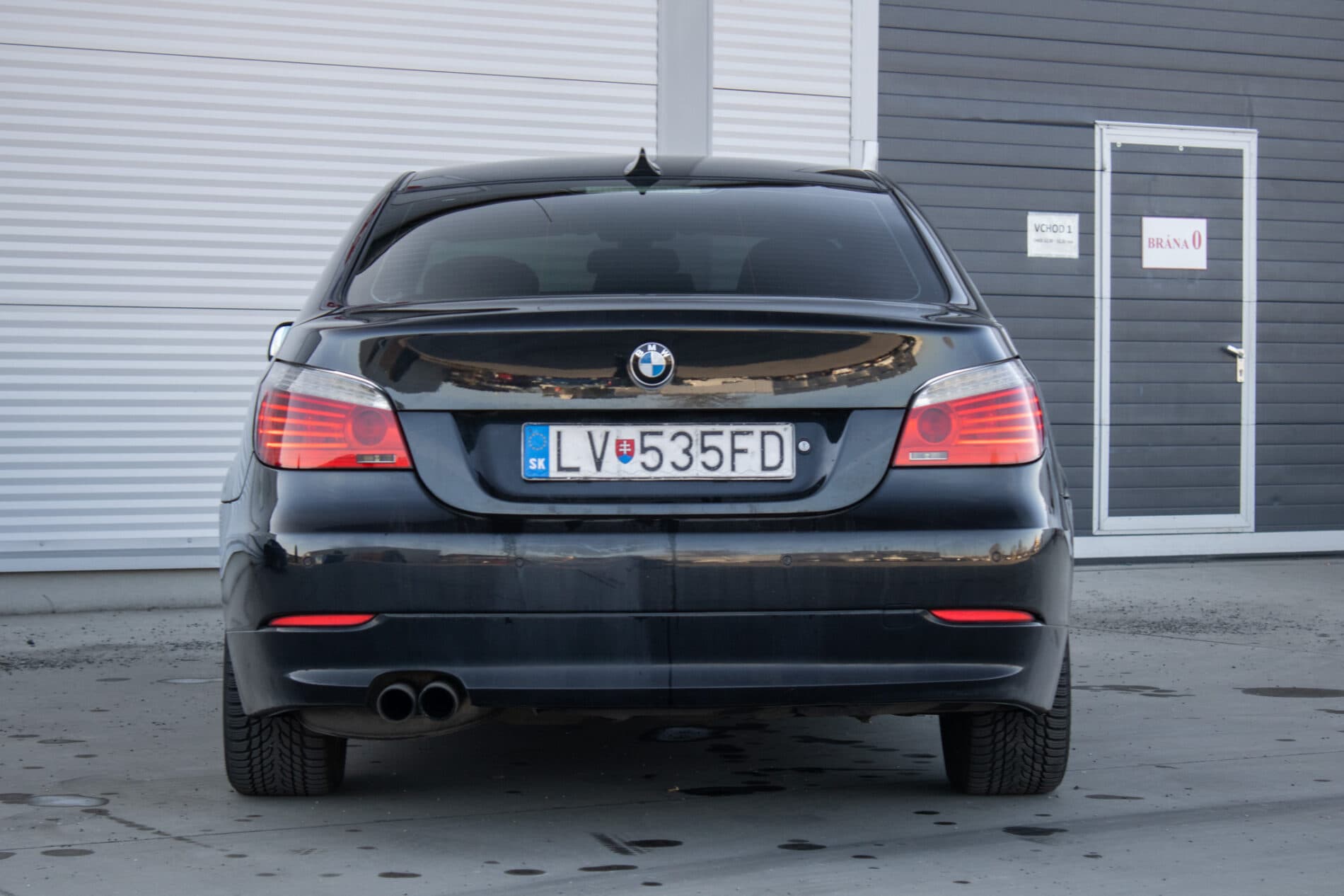 2008 BMW 535d, čierna sedan, 454 382 km