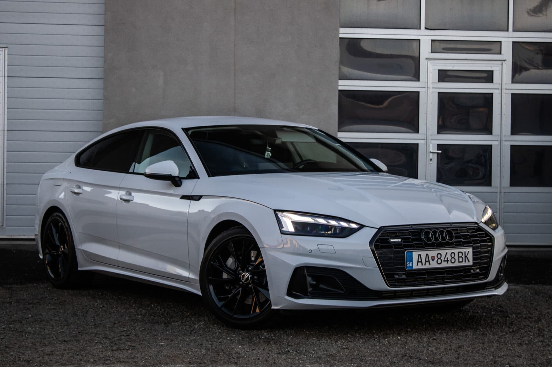 2022 AUDI A5, biela kupé, 61 249 km