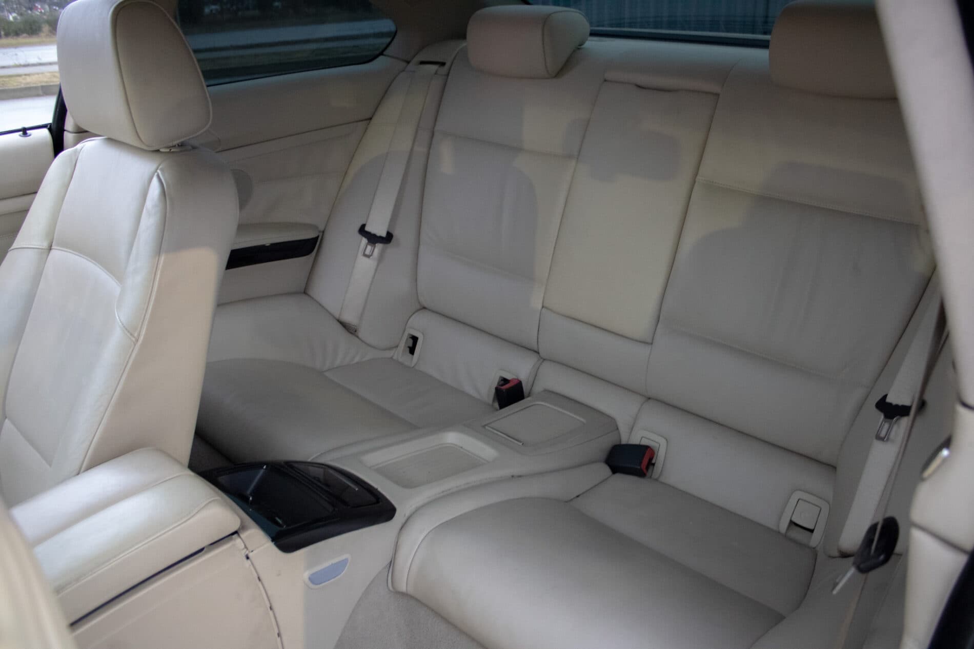 2007 BMW 330d, sivá kupé, 189 104 km
