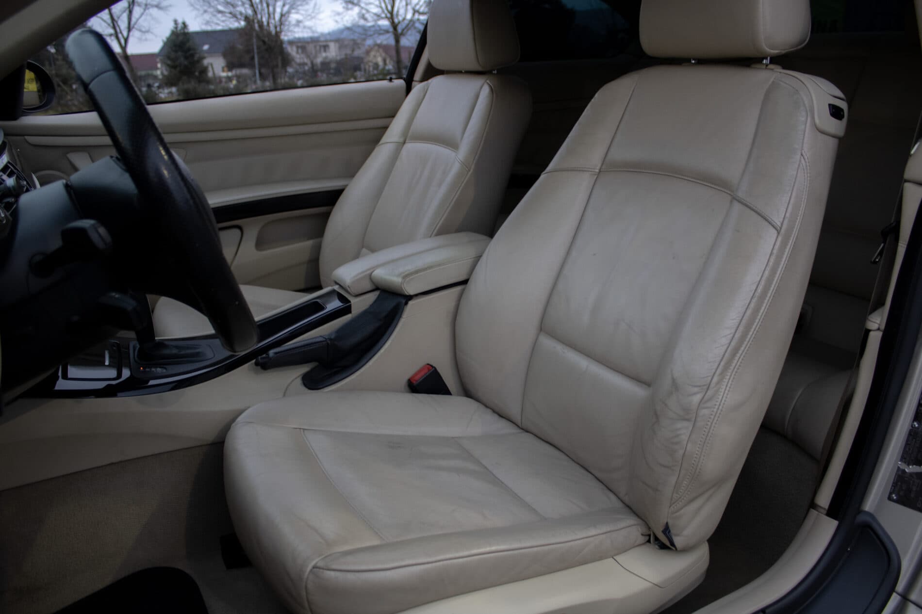2007 BMW 330d, sivá kupé, 189 104 km