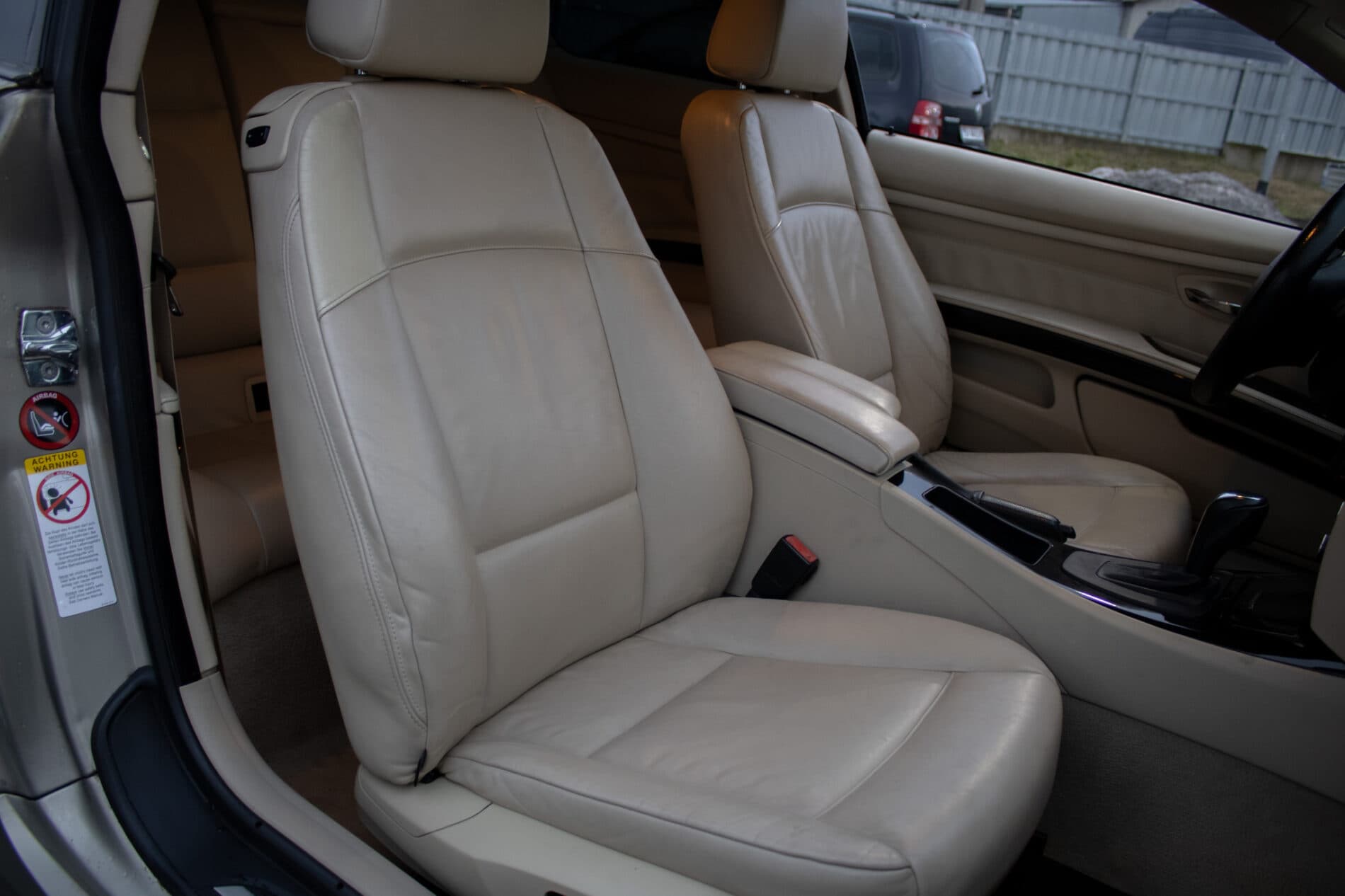 2007 BMW 330d, sivá kupé, 189 104 km