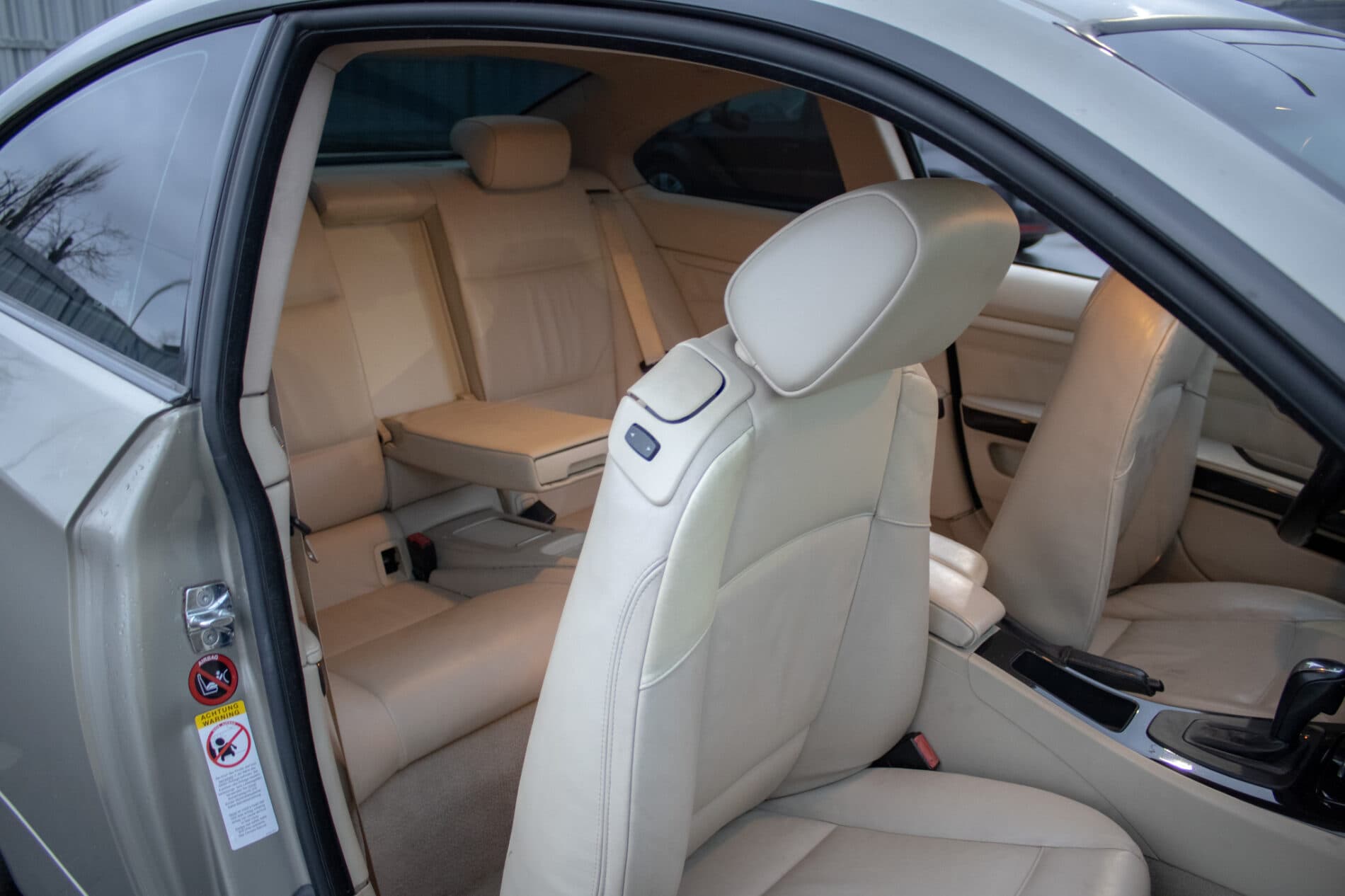 2007 BMW 330d, sivá kupé, 189 104 km