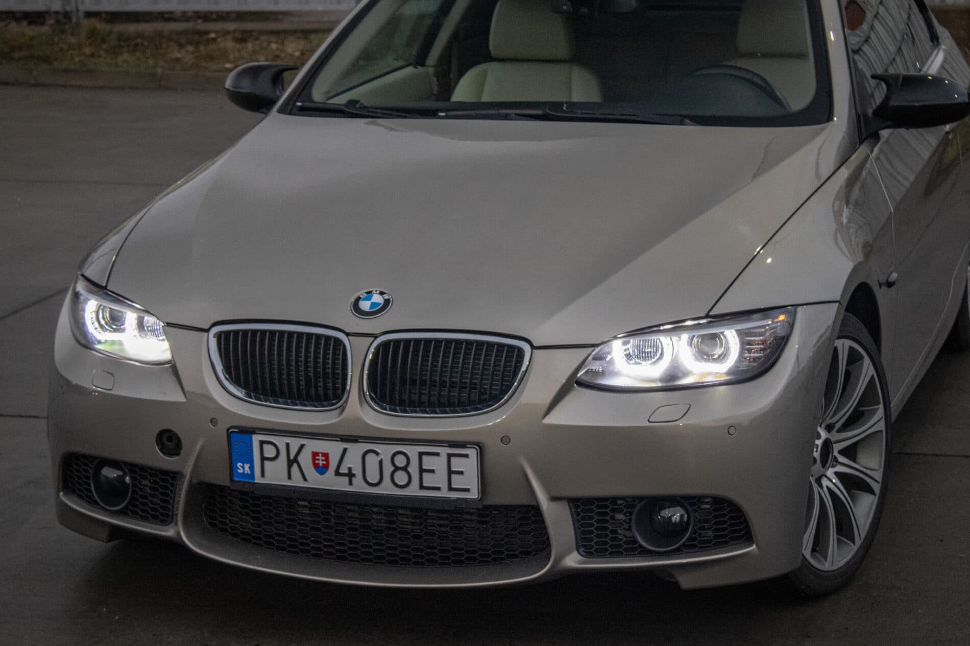 2007 BMW 330d, sivá kupé, 189 104 km