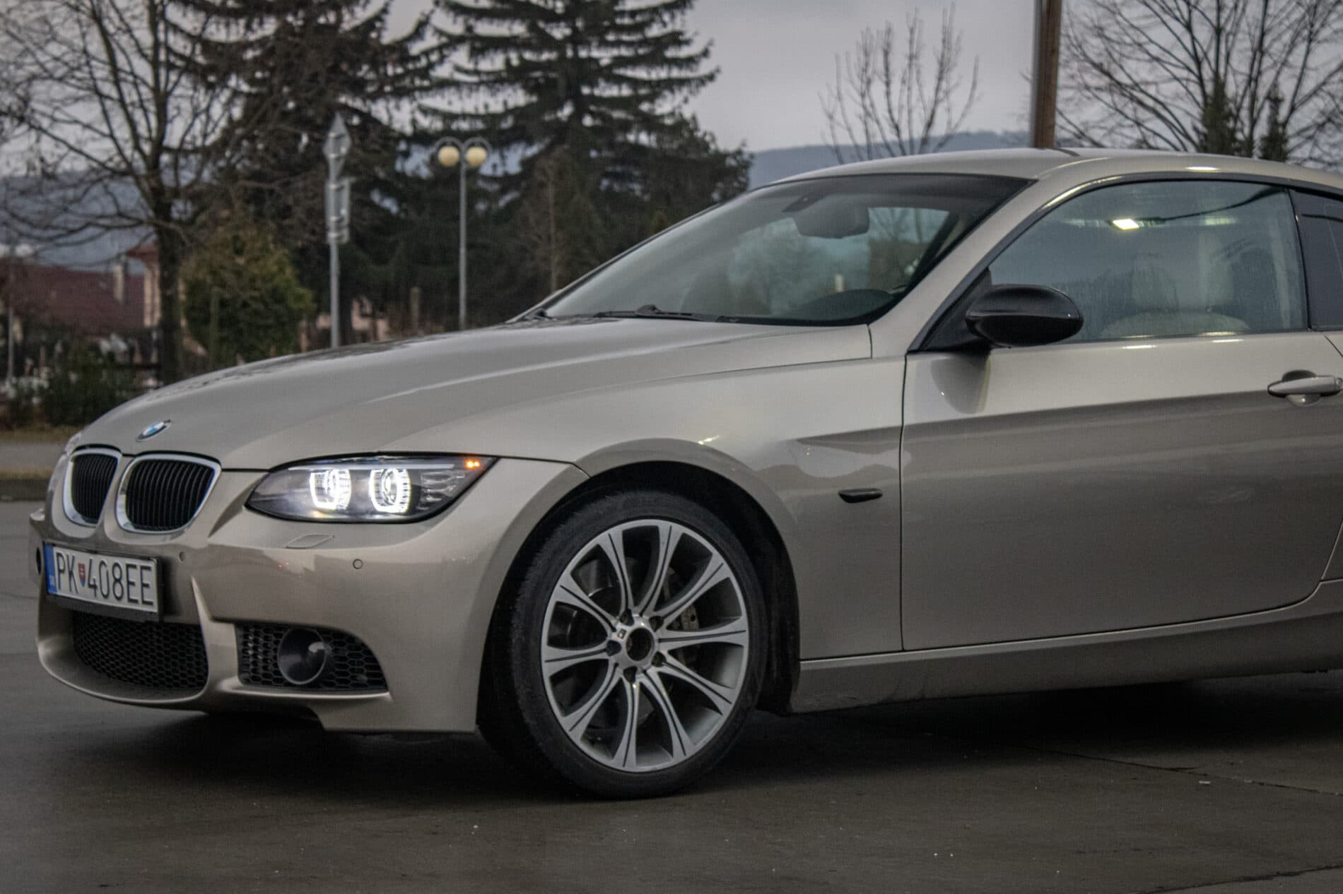 2007 BMW 330d, sivá kupé, 189 104 km