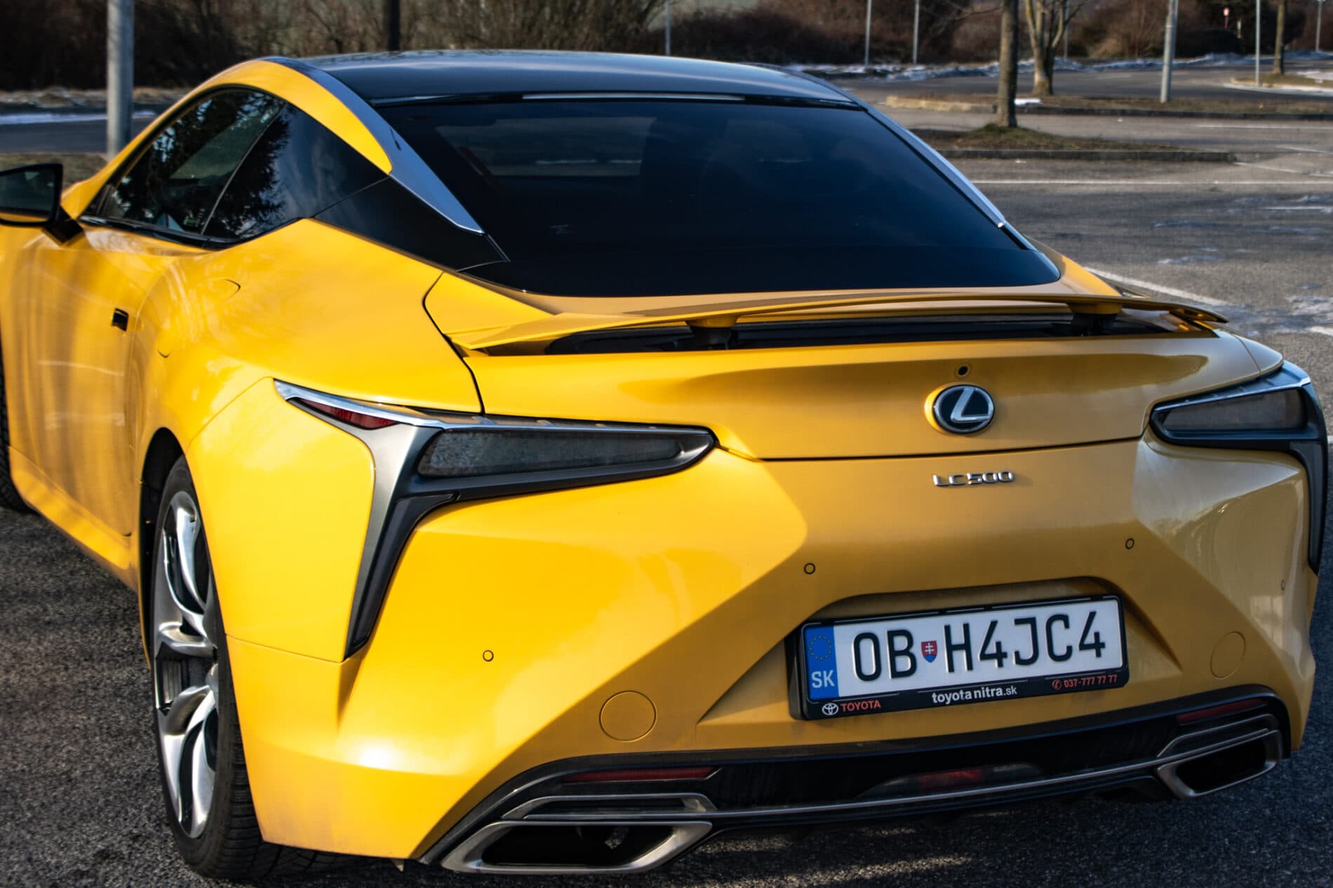 2023 Lexus LC 500, žltá kupé, 33 321 km