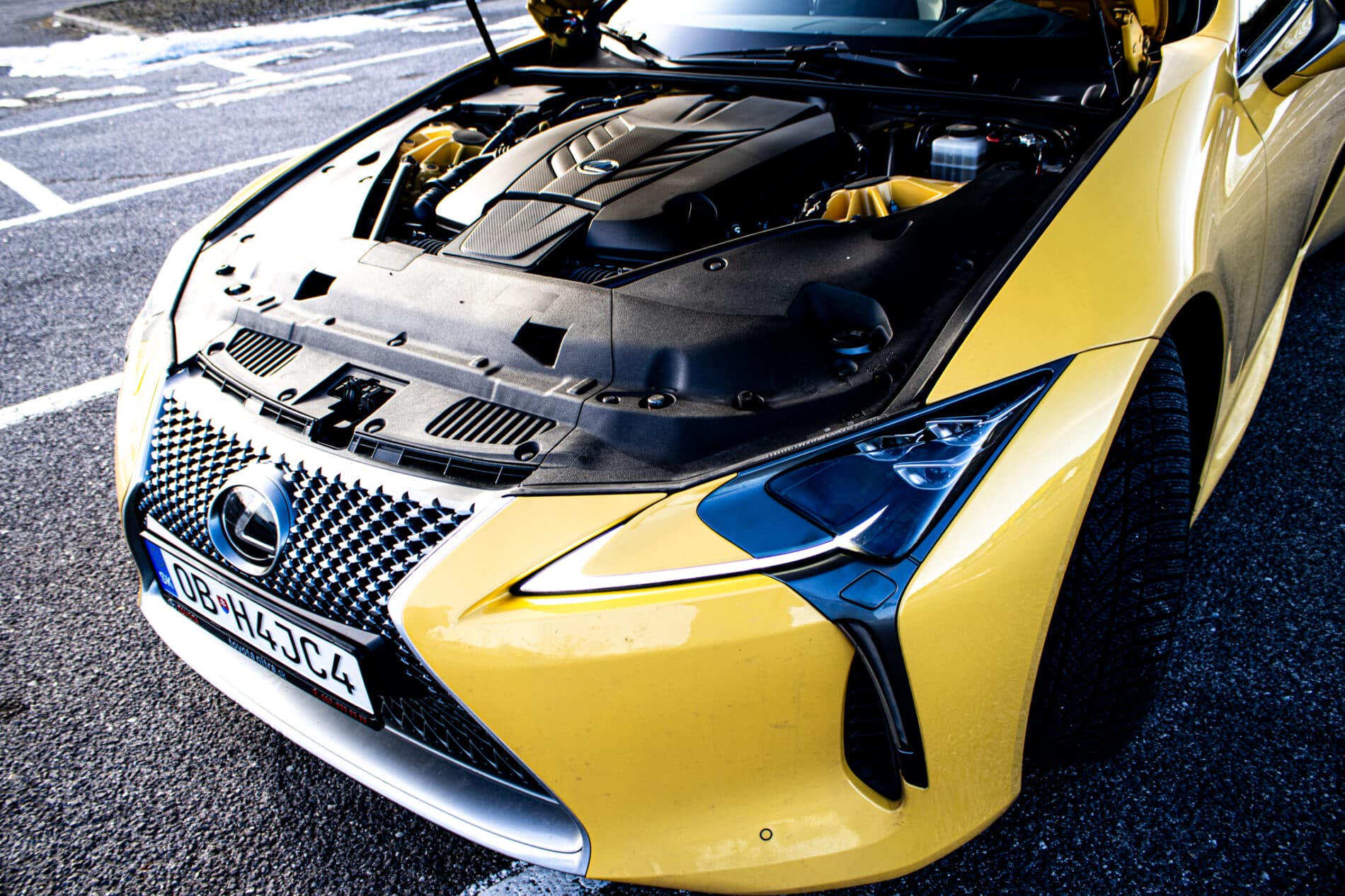 2023 Lexus LC 500, žltá kupé, 33 321 km
